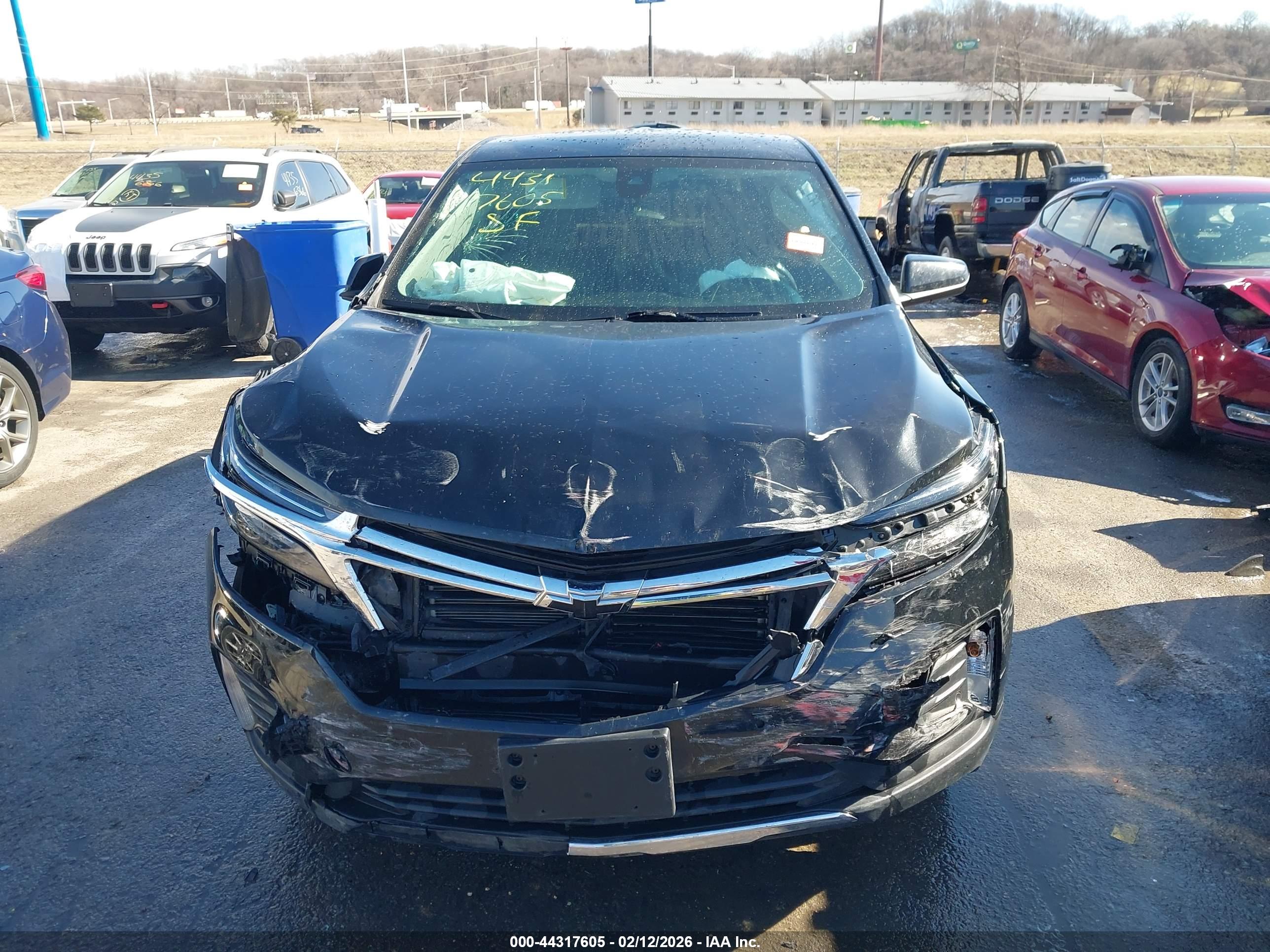 CHEVROLET EQUINOX image 6