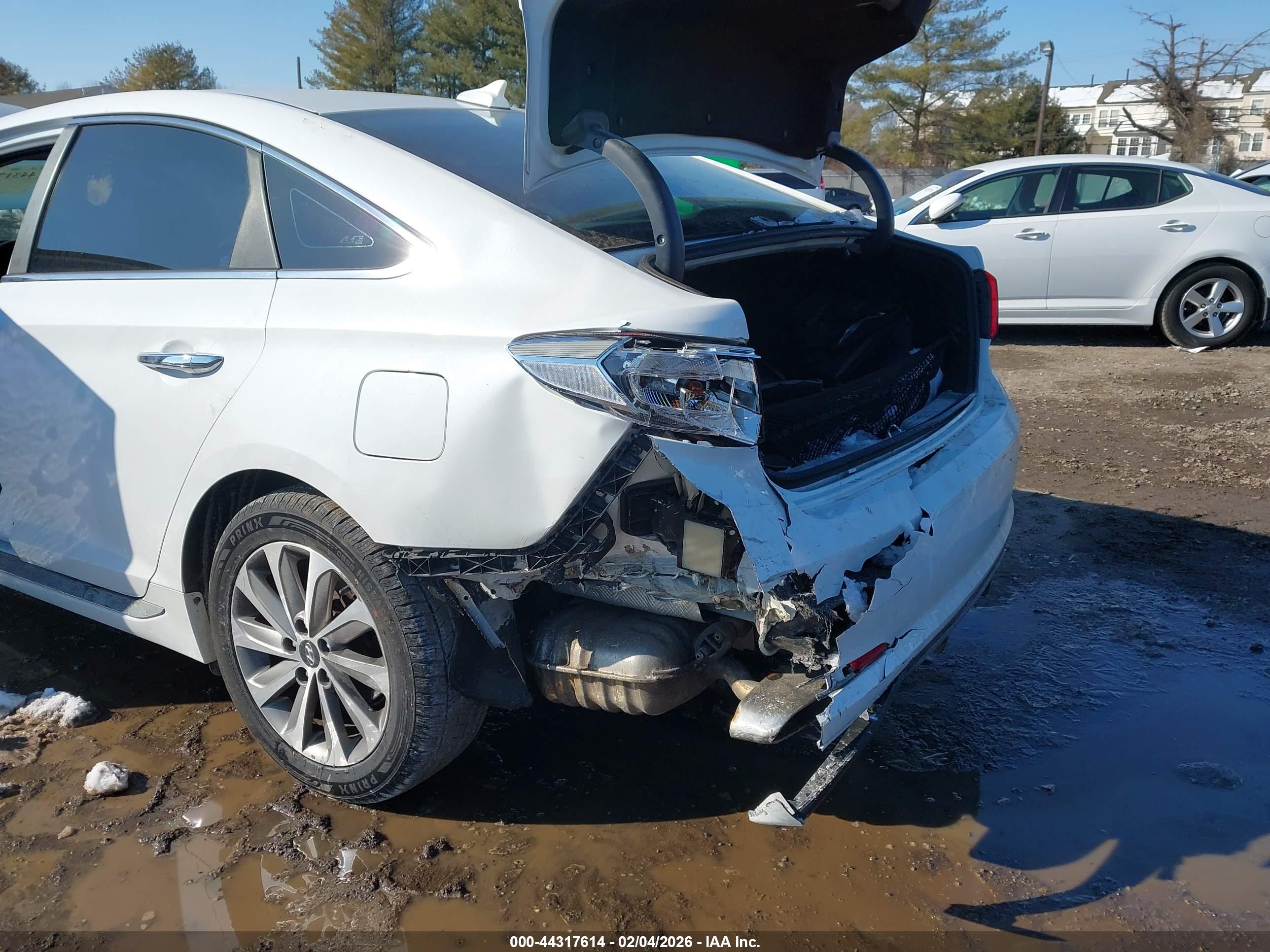 HYUNDAI SONATA image 6