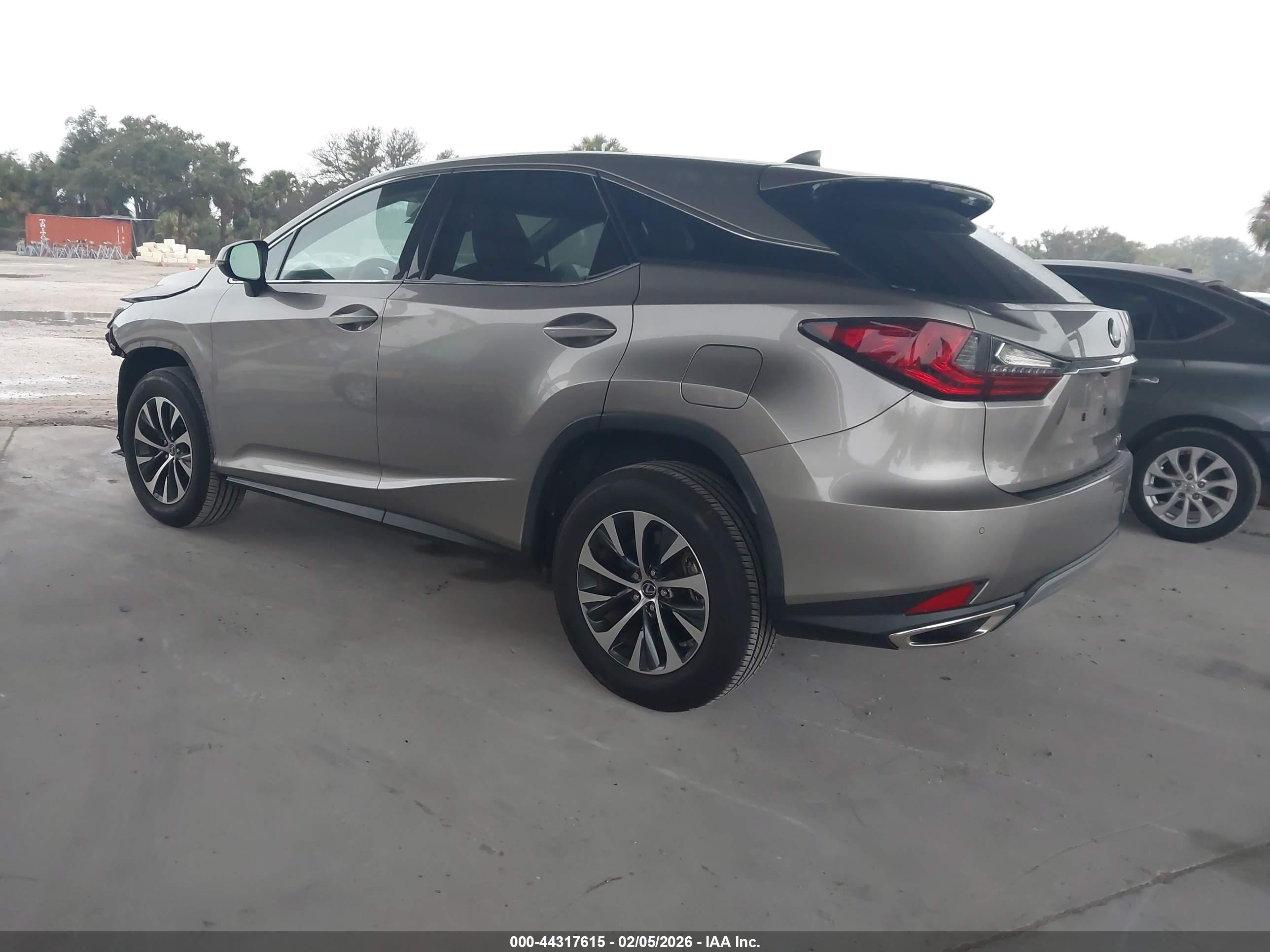 LEXUS RX image 3