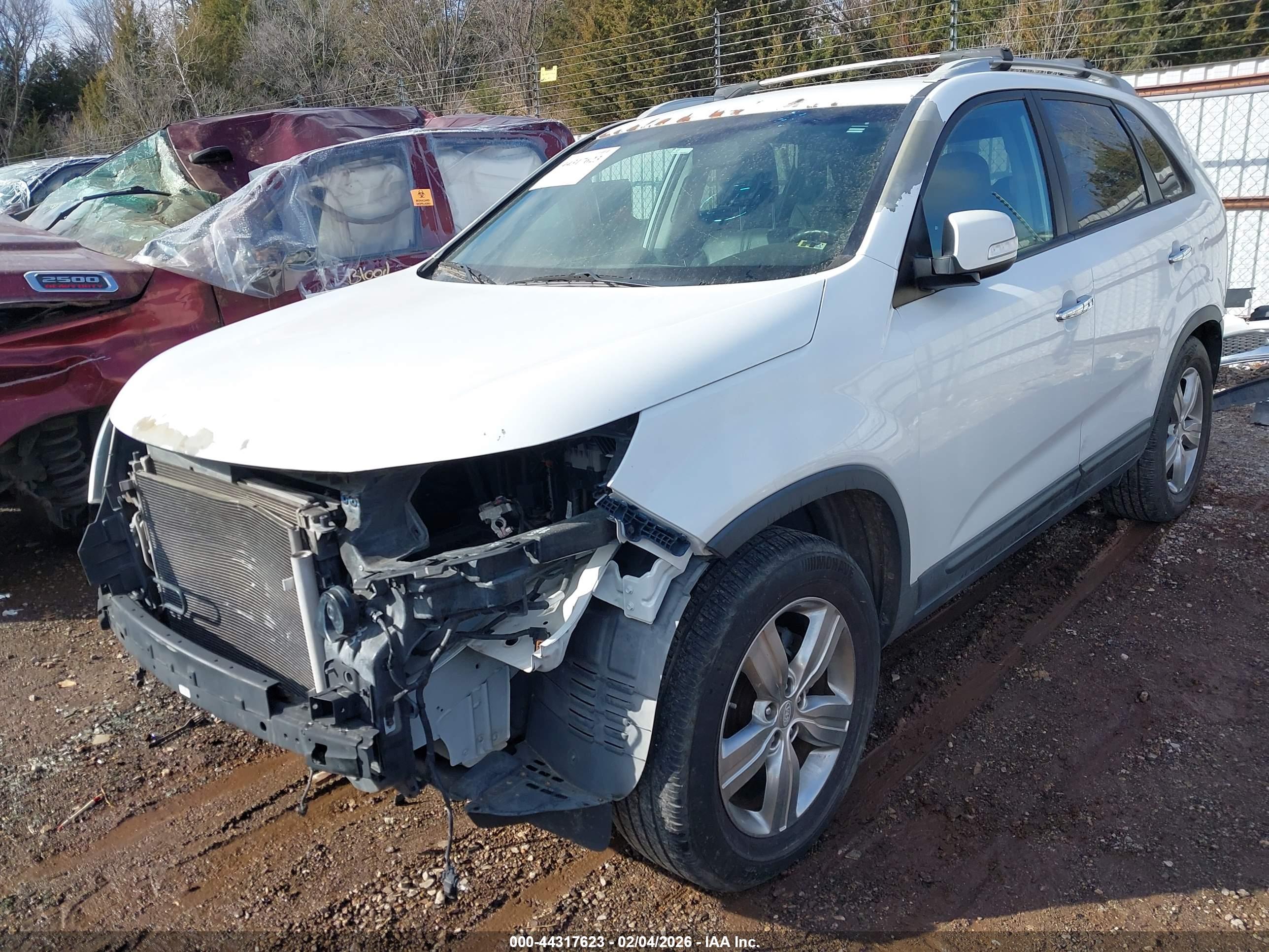 KIA SORENTO image 2