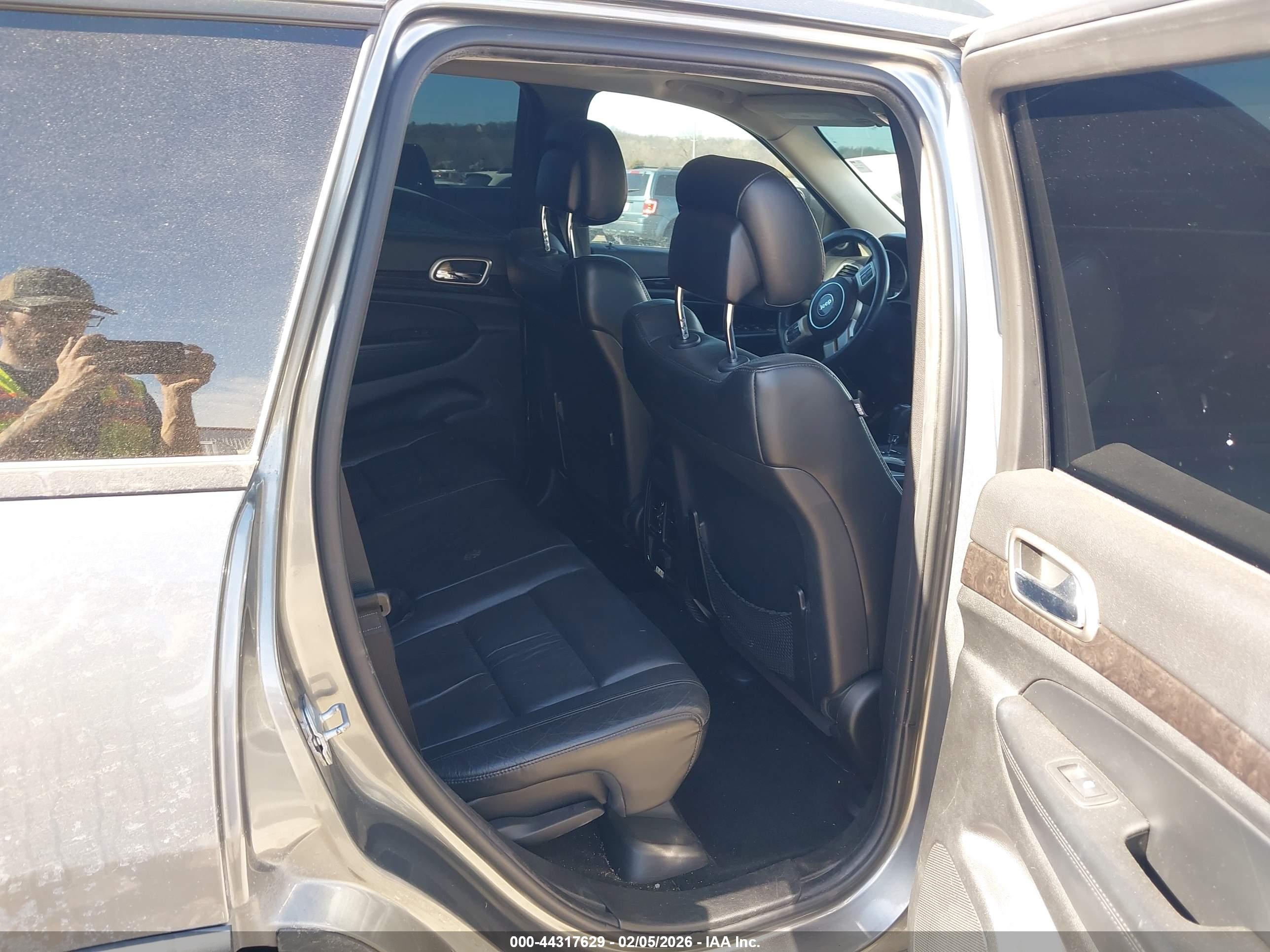 JEEP GRAND image 8