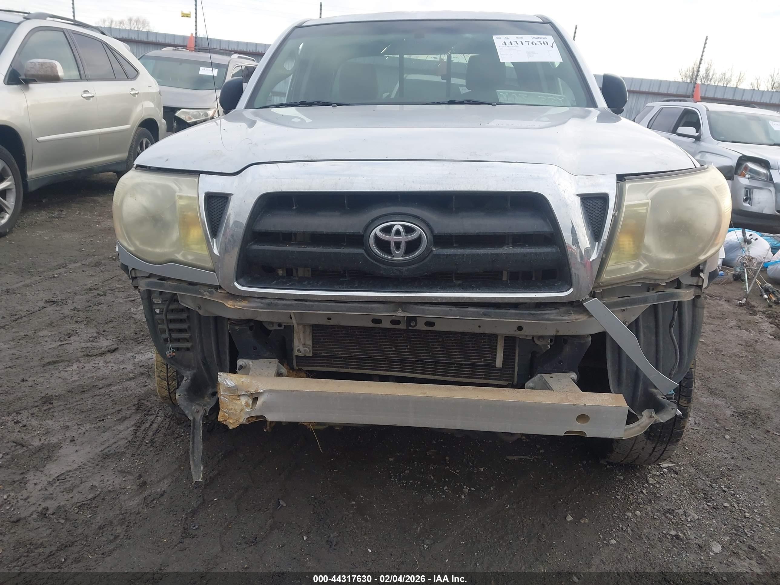TOYOTA TACOMA image 6