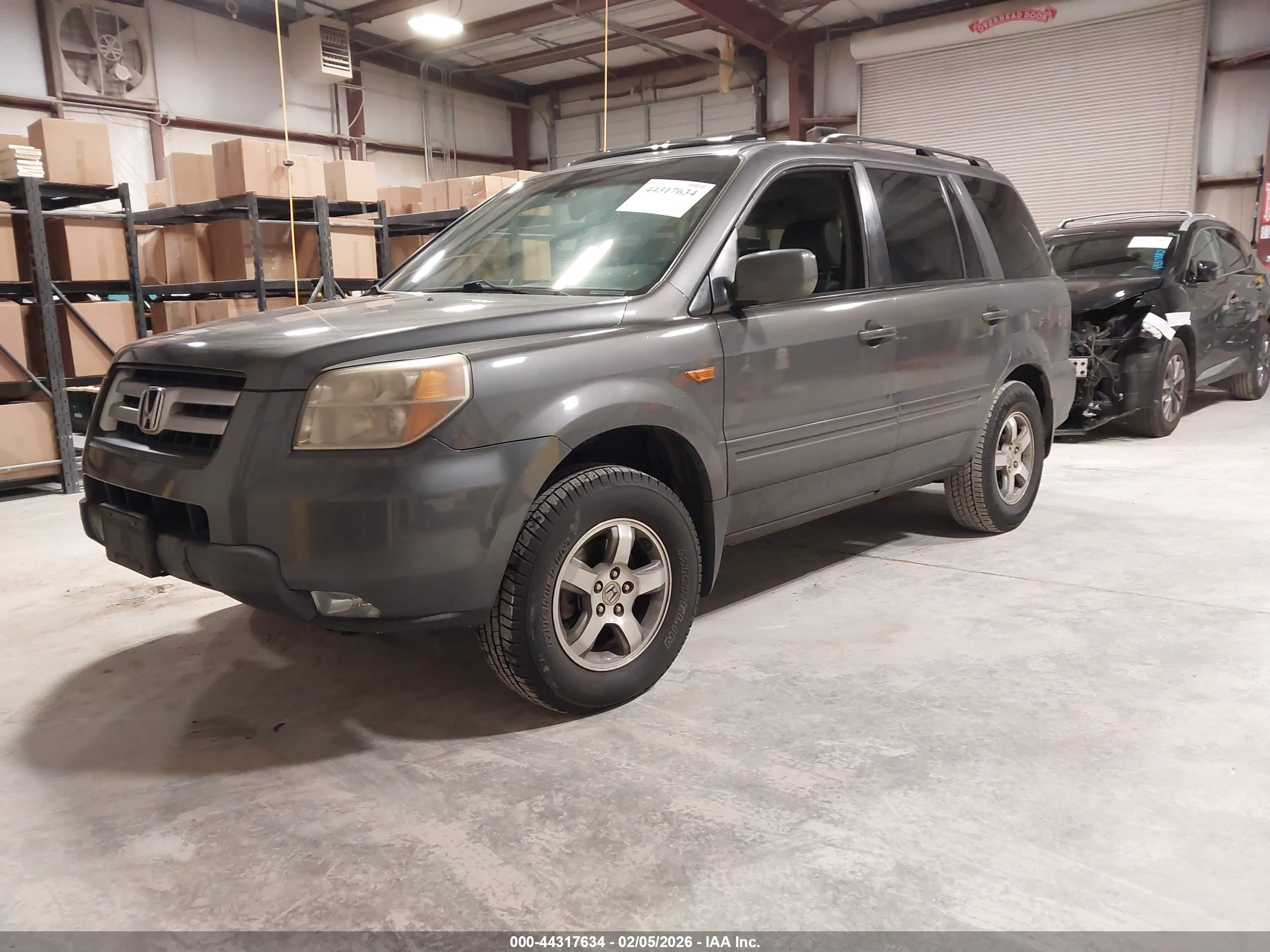HONDA PILOT image 2