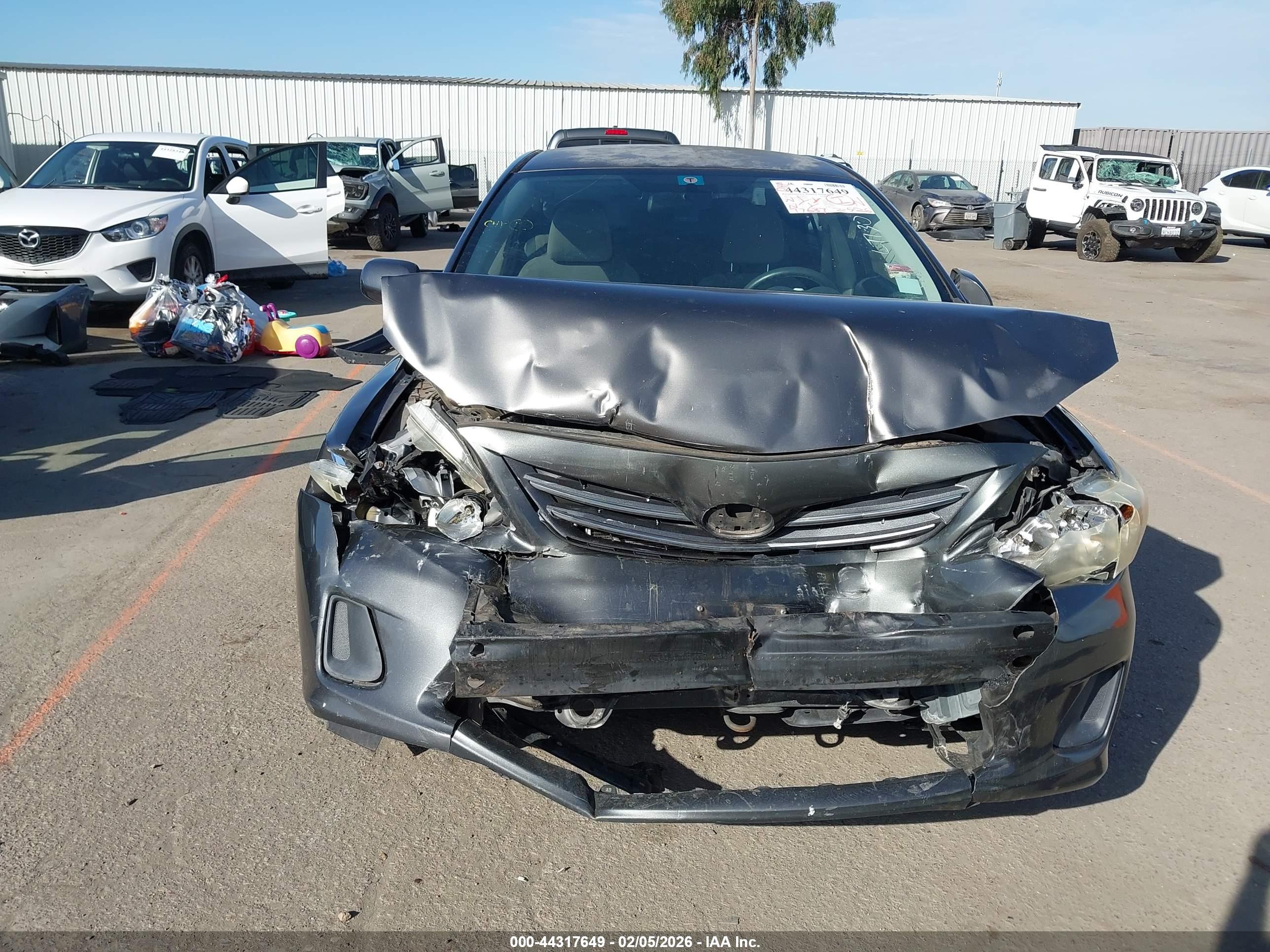 TOYOTA COROLLA image 6