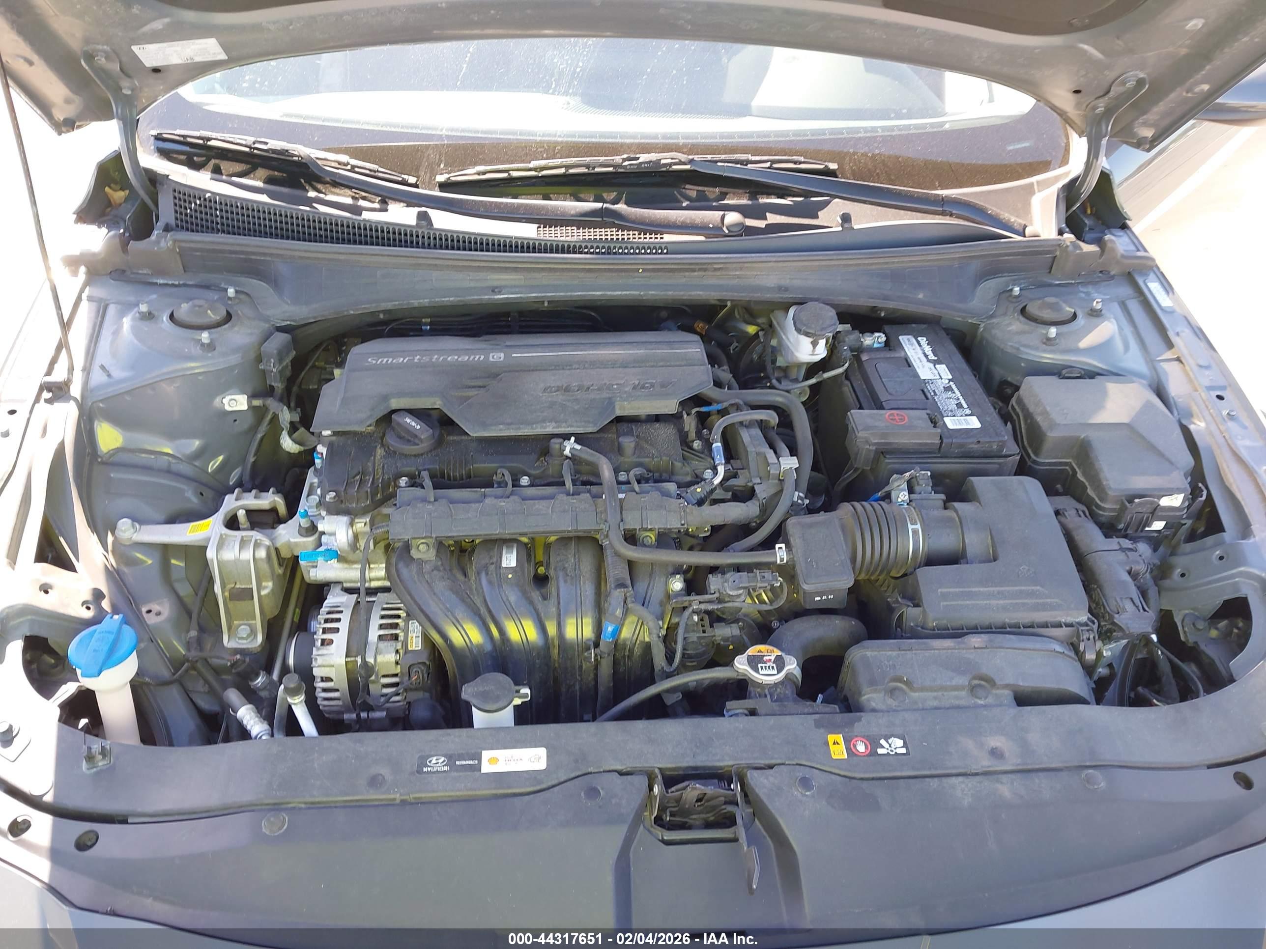 HYUNDAI ELANTRA image 10