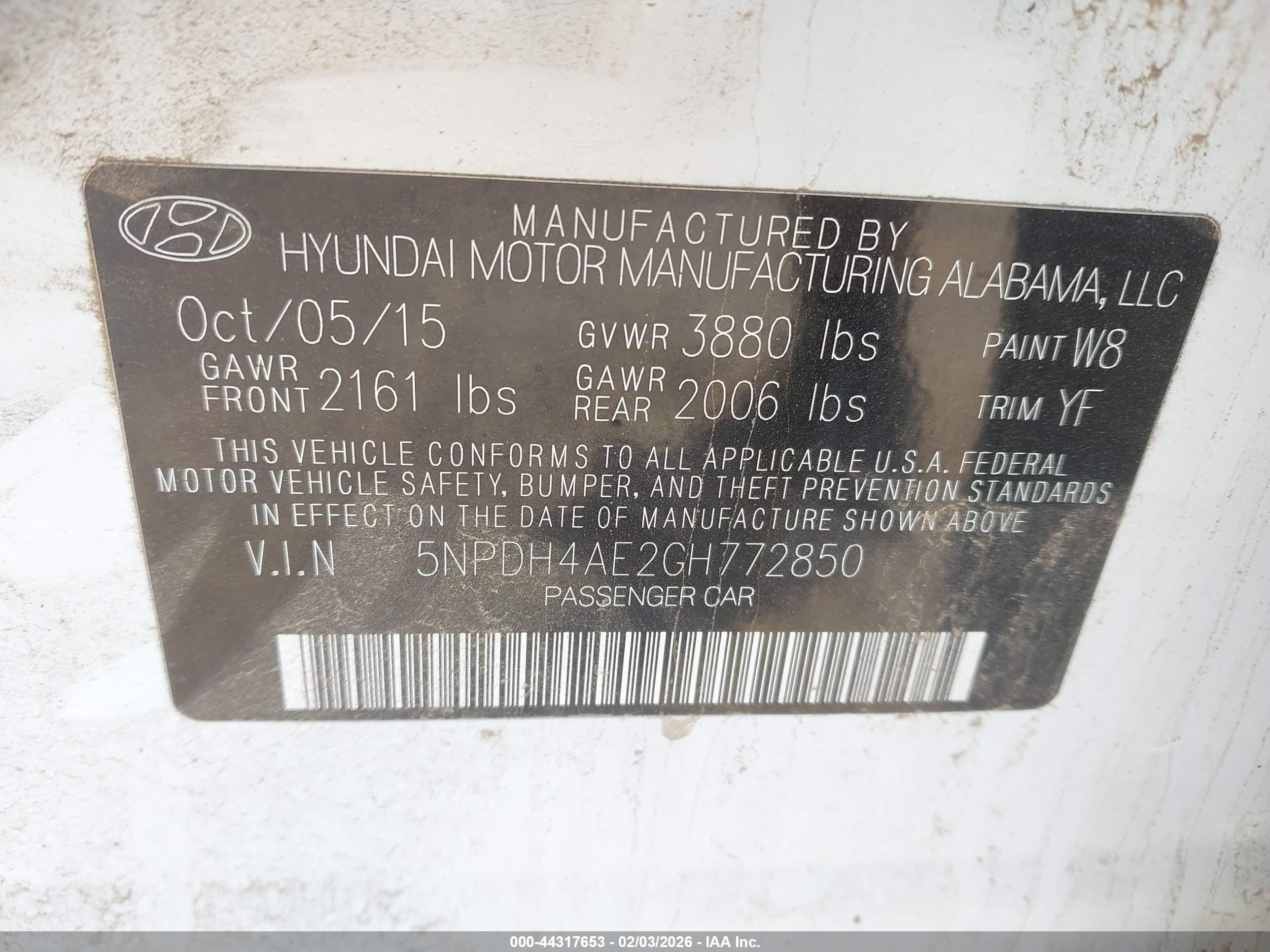 HYUNDAI ELANTRA image 9
