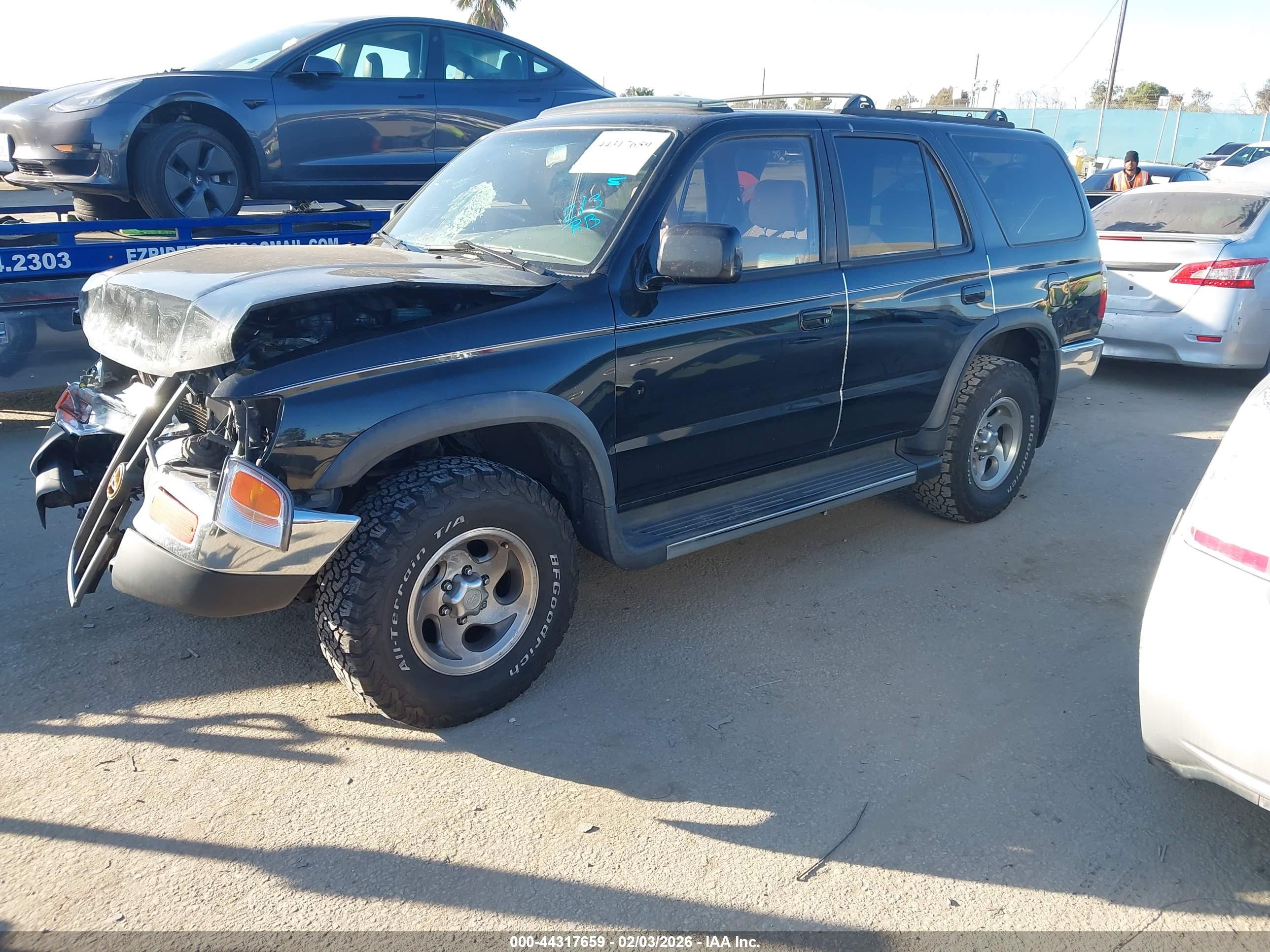 TOYOTA 4RUNNER image 2