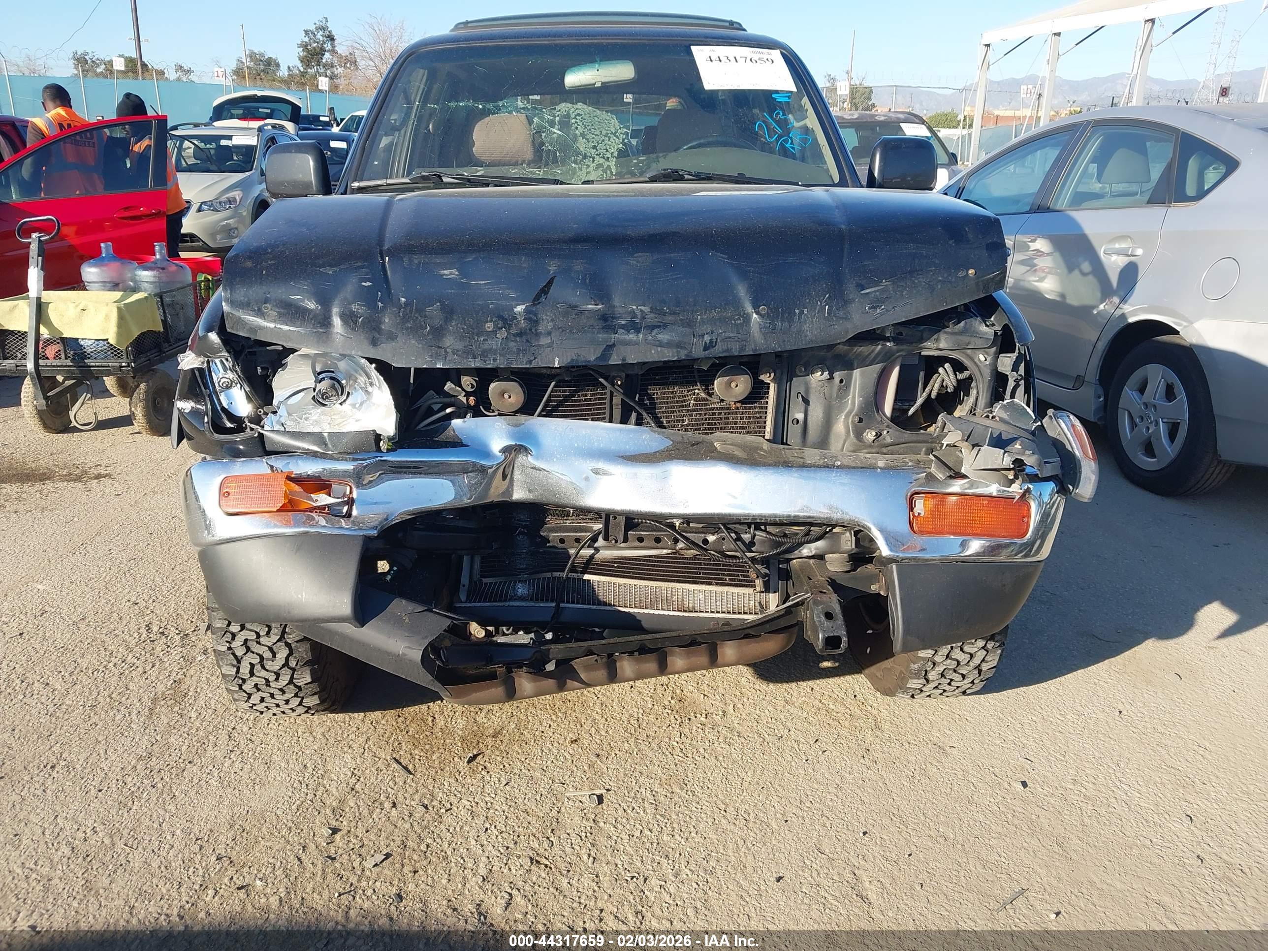 TOYOTA 4RUNNER image 6