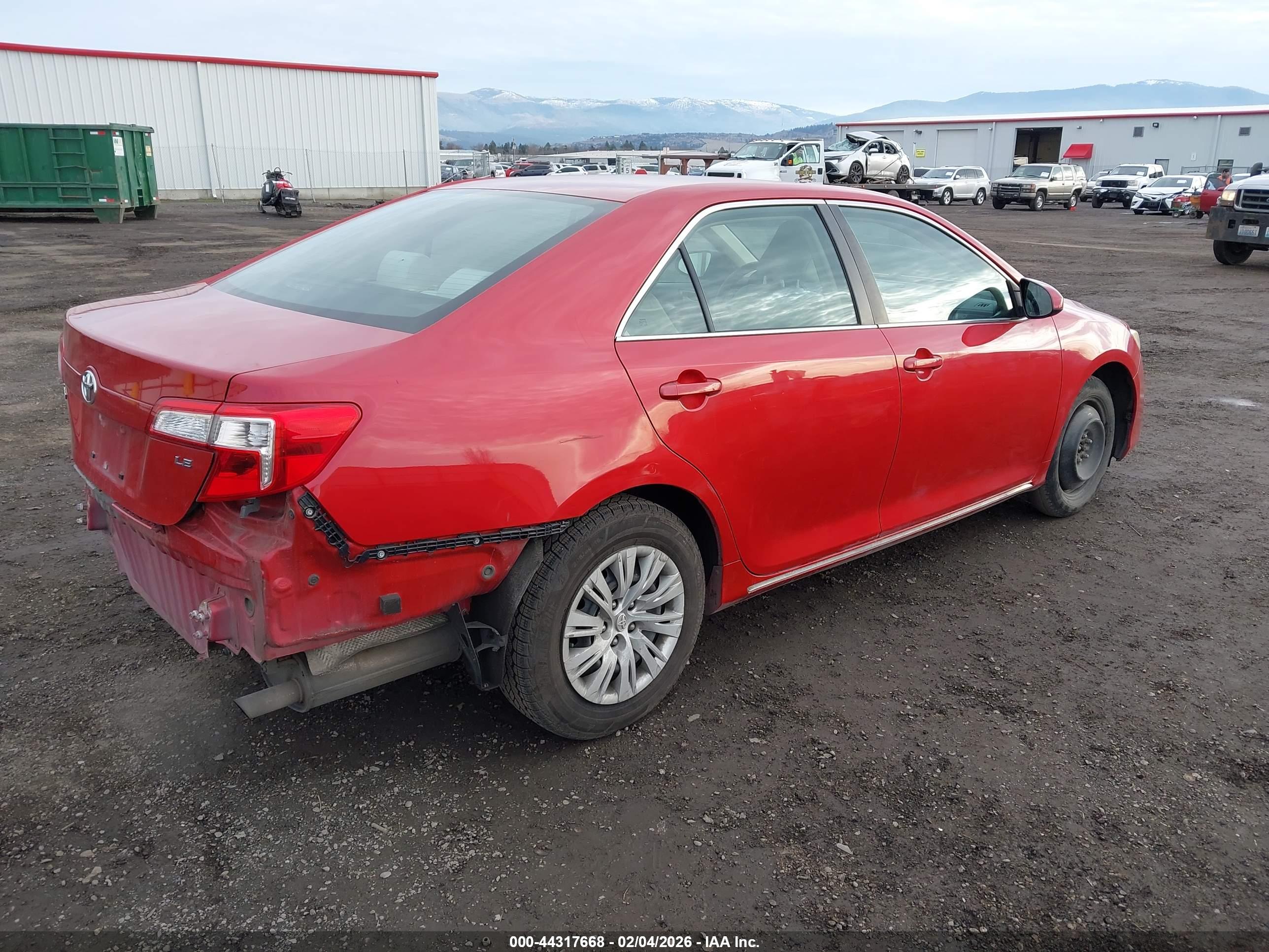 TOYOTA CAMRY image 4