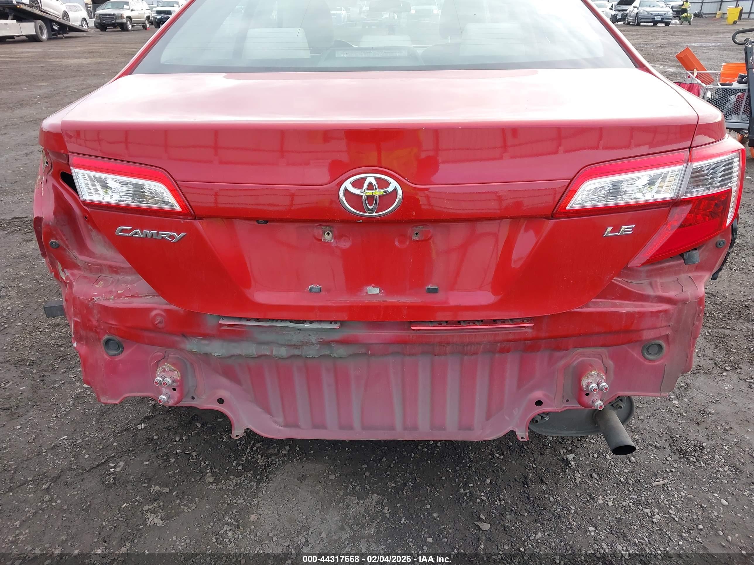 TOYOTA CAMRY image 6