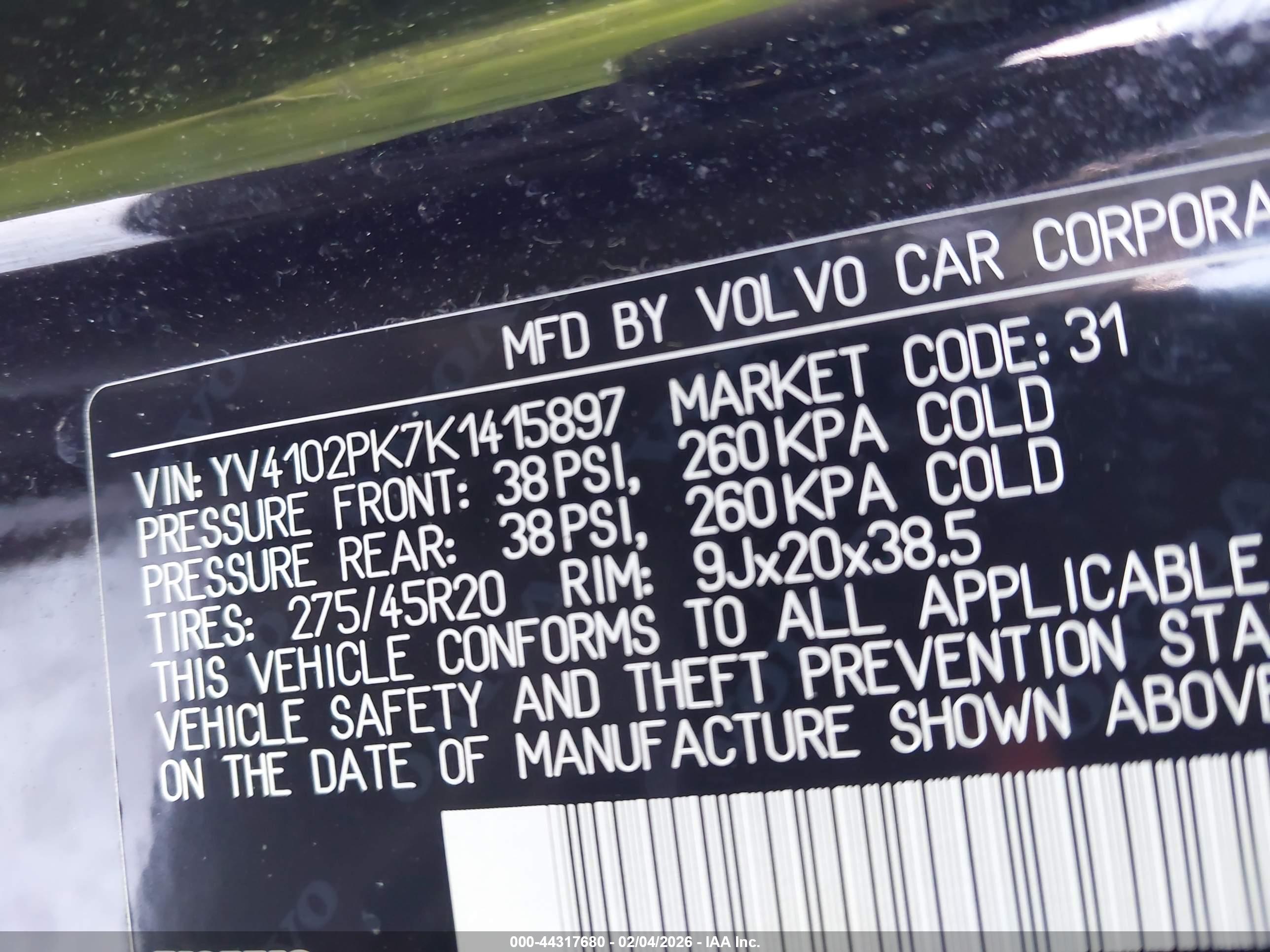 VOLVO XC90 image 9