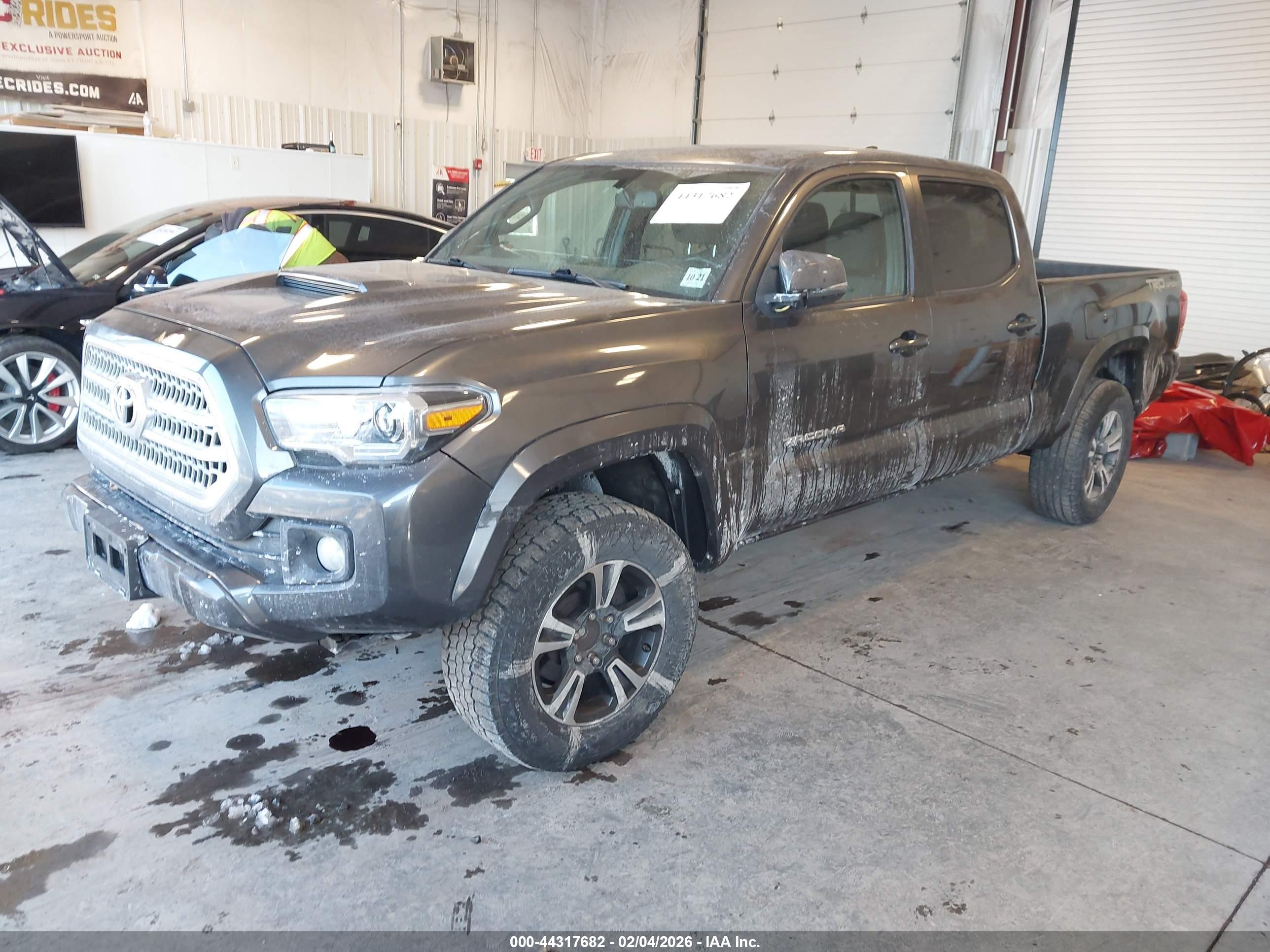 TOYOTA TACOMA image 2