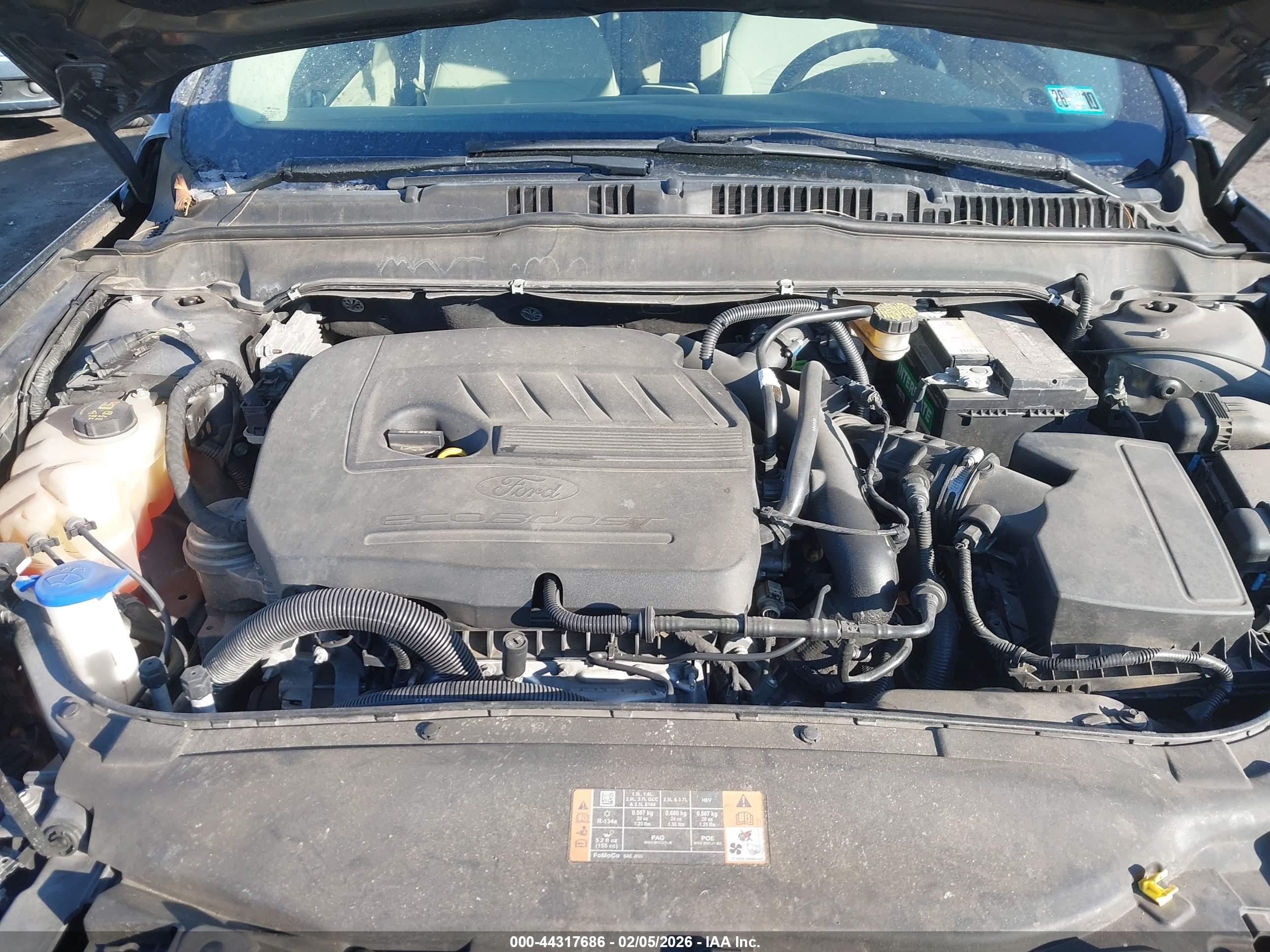 FORD FUSION image 10
