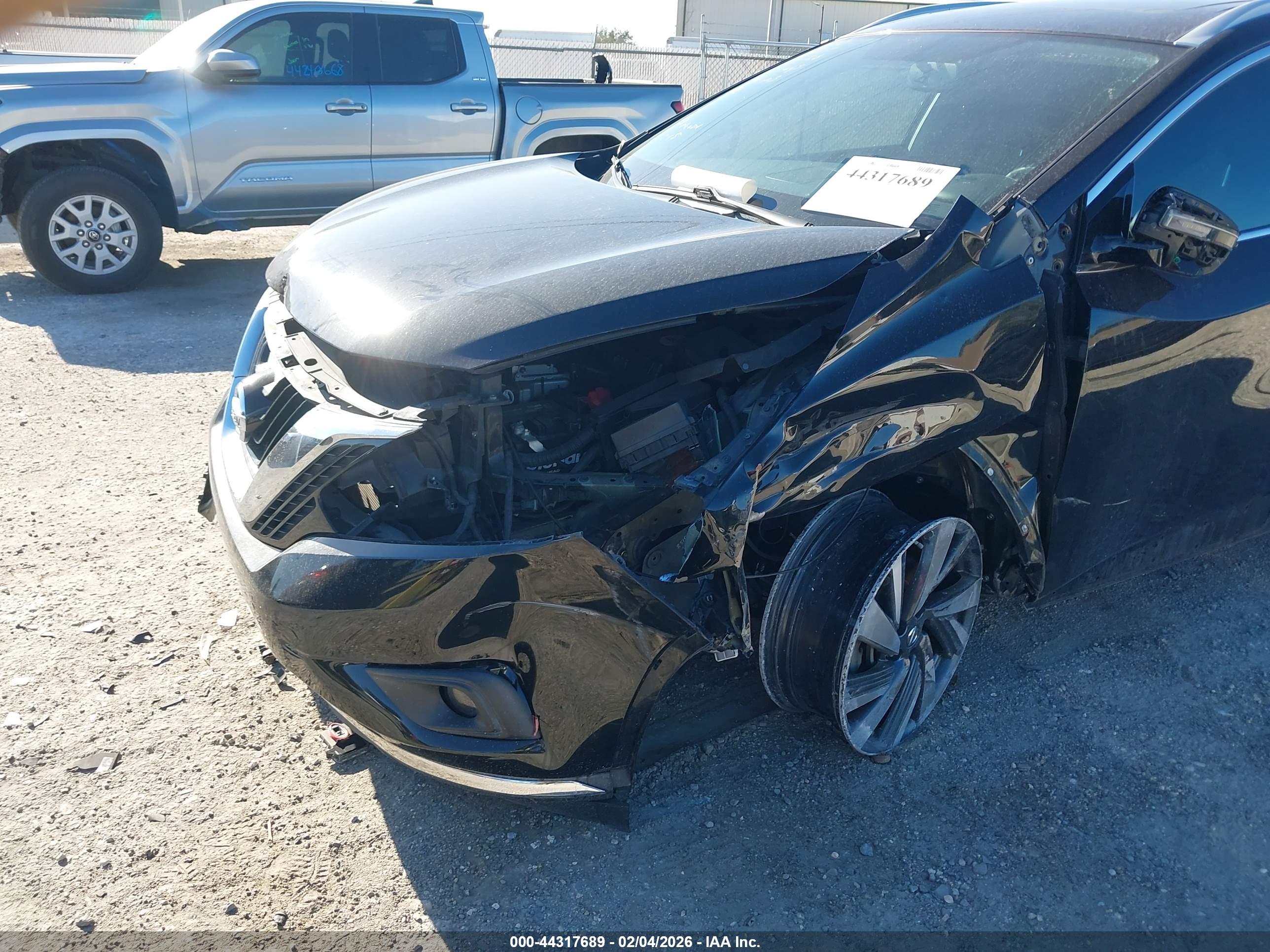 NISSAN MURANO image 6