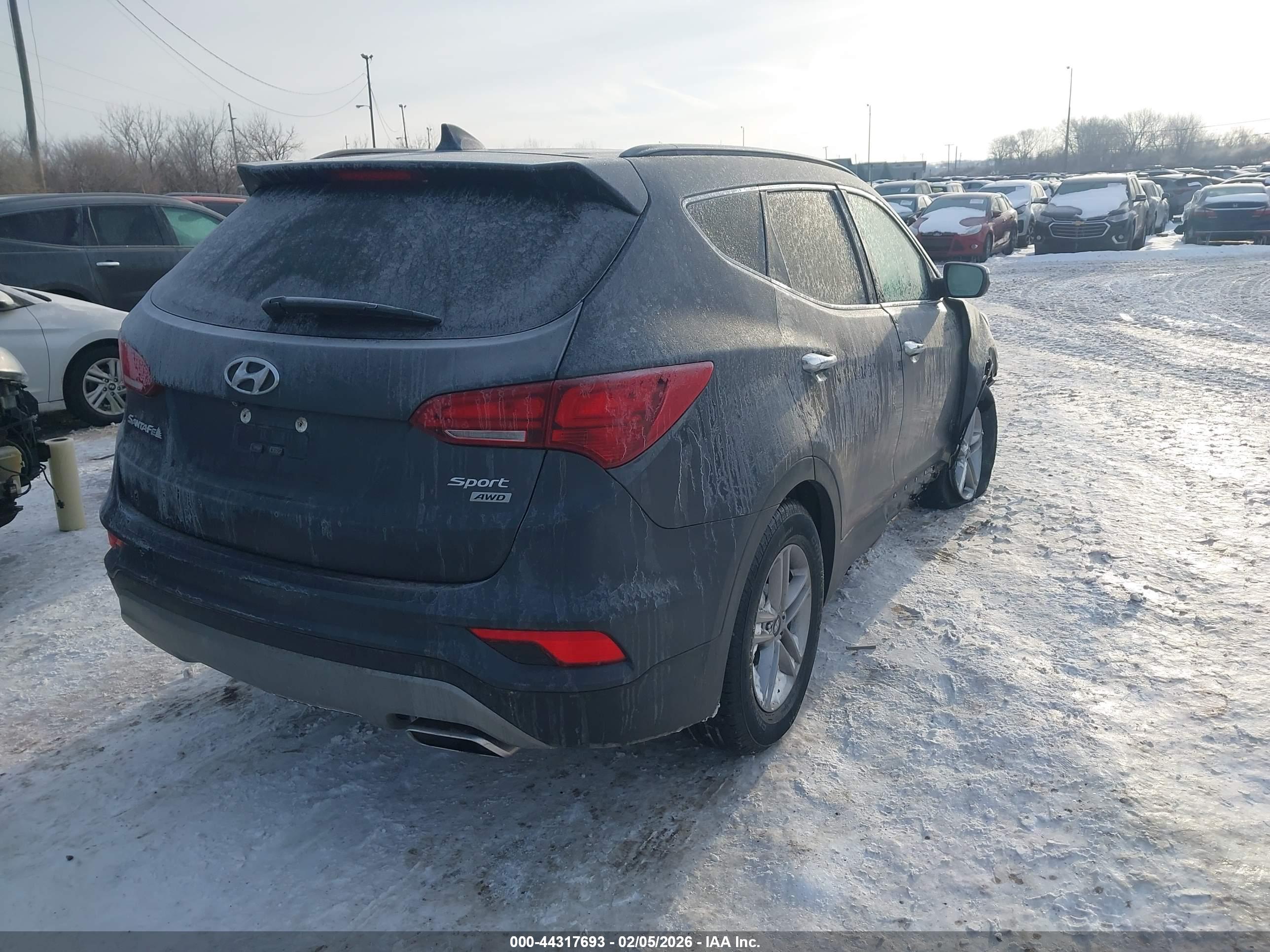 HYUNDAI SANTA image 4