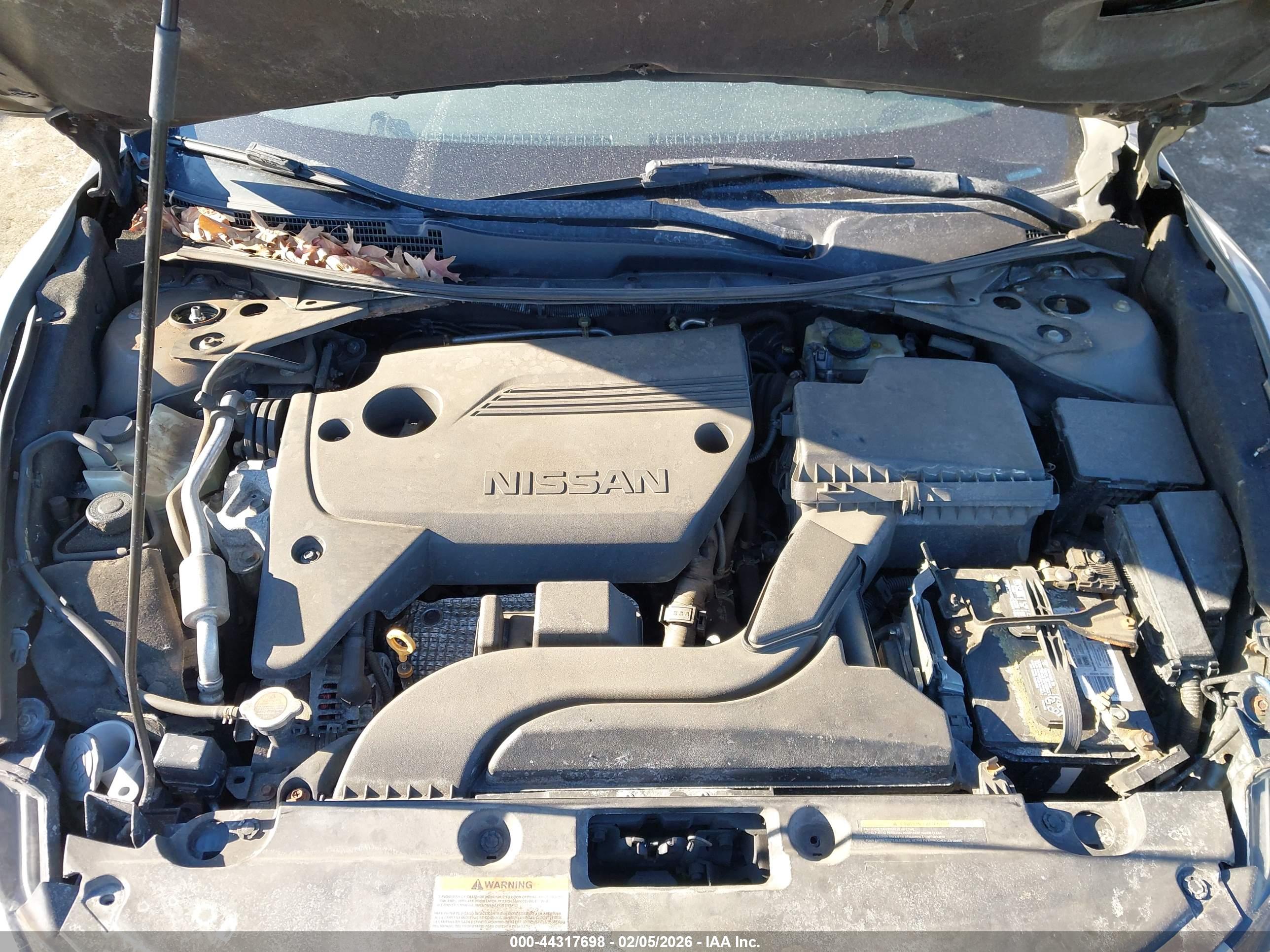 NISSAN ALTIMA image 10