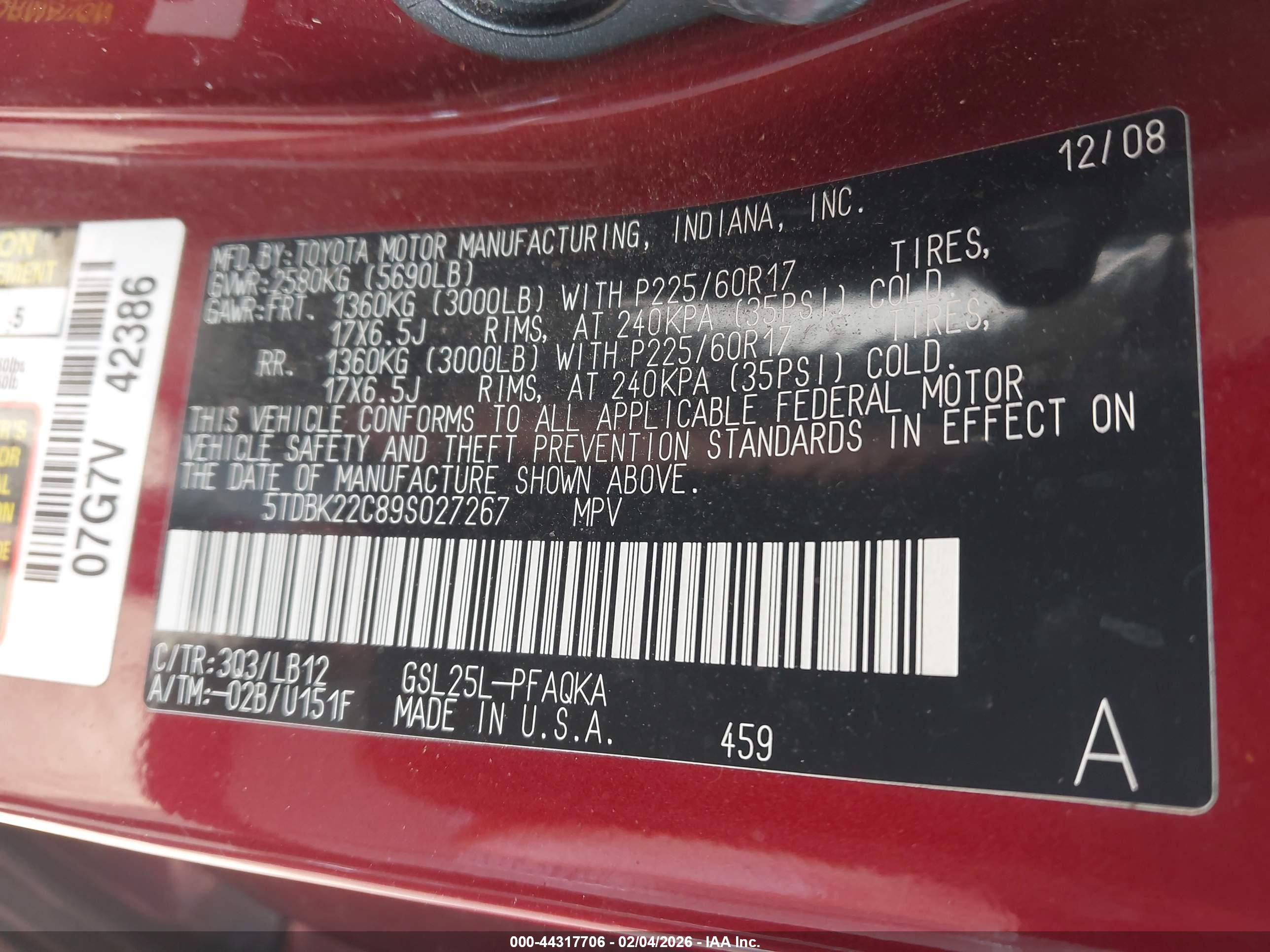 TOYOTA SIENNA image 9