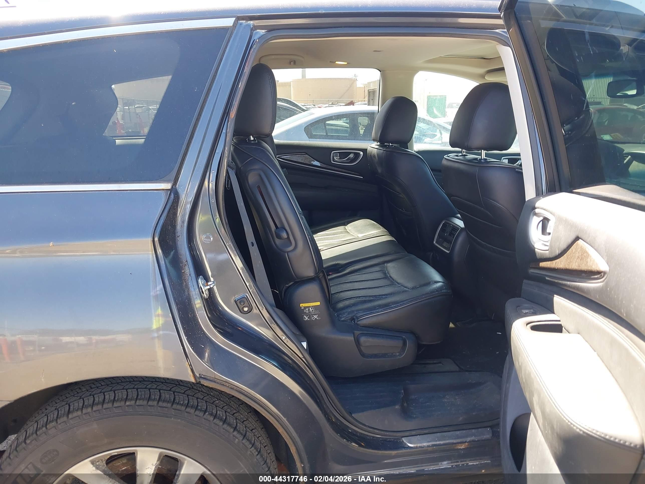 INFINITI QX60 image 8