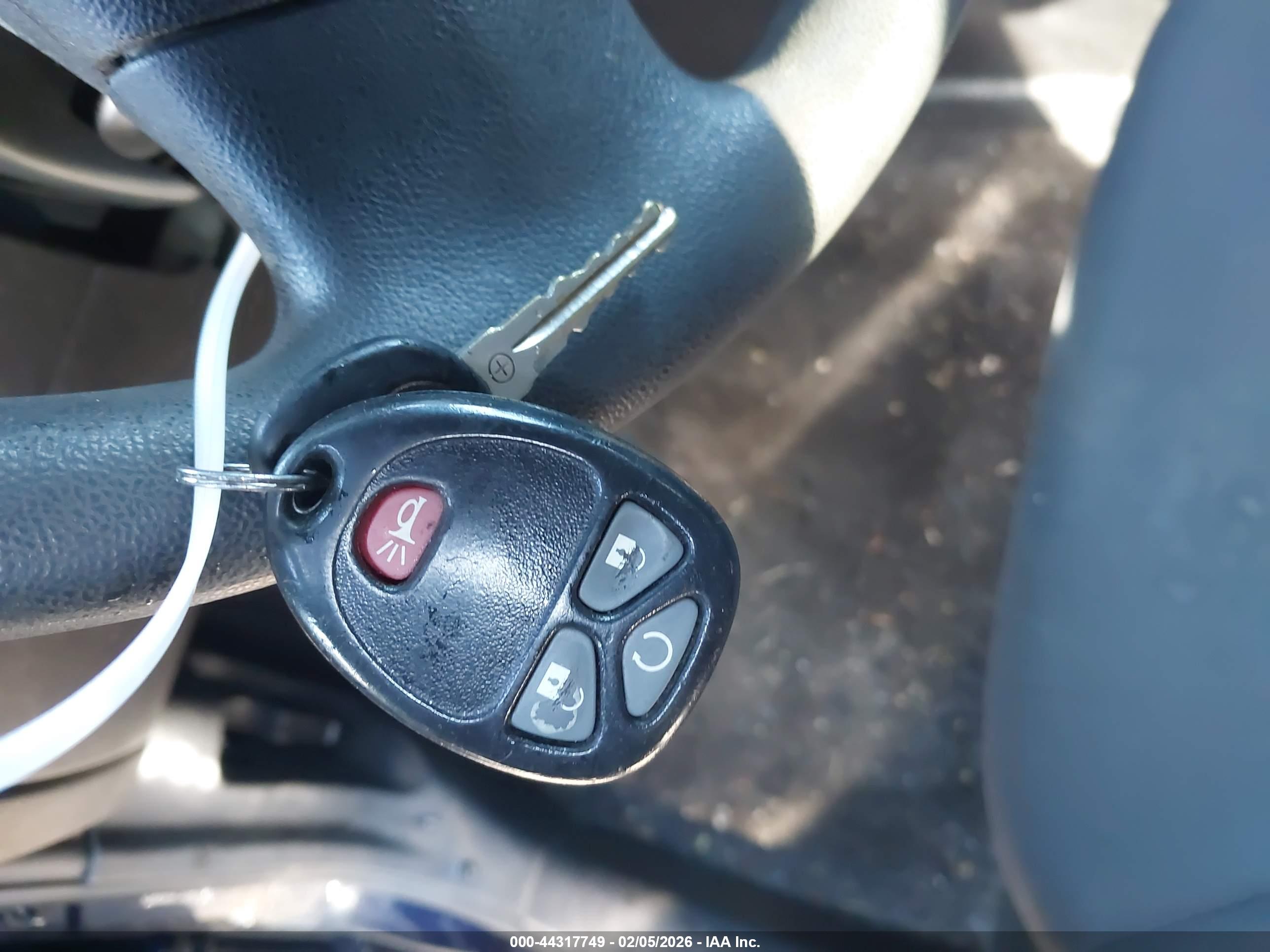 CHEVROLET HHR image 11