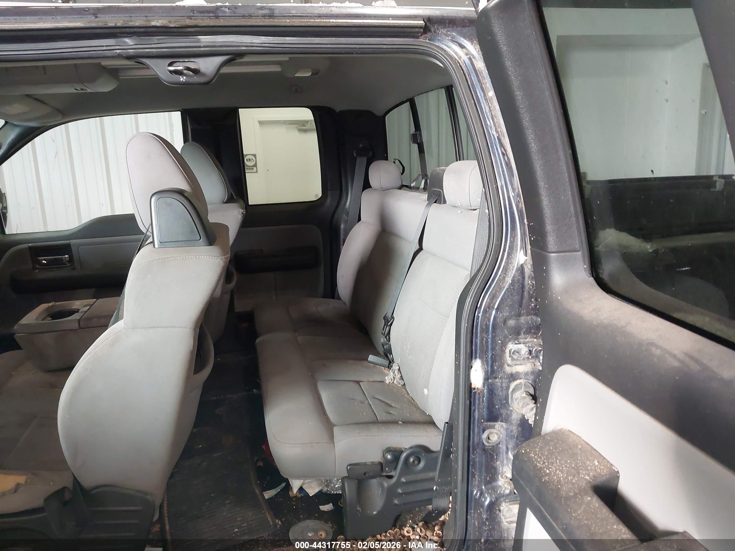 FORD F-150 image 8