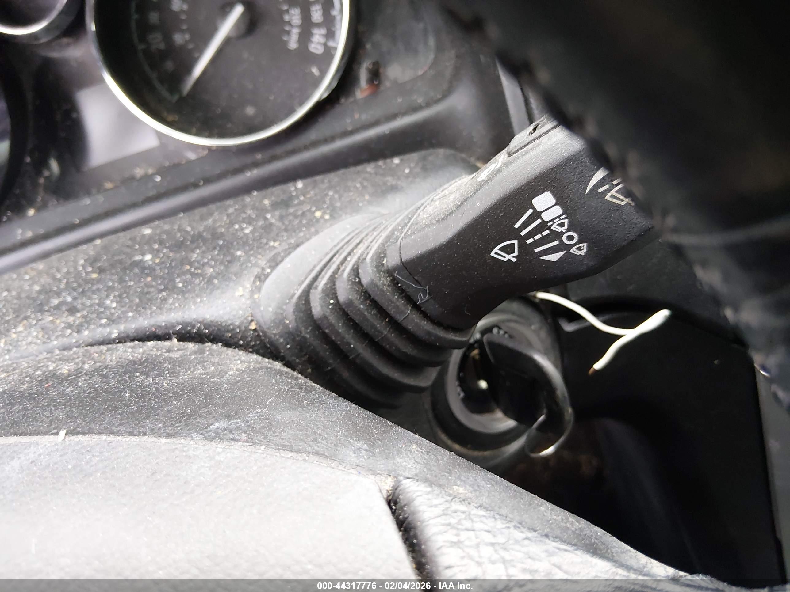 CHEVROLET CAPTIVA image 11