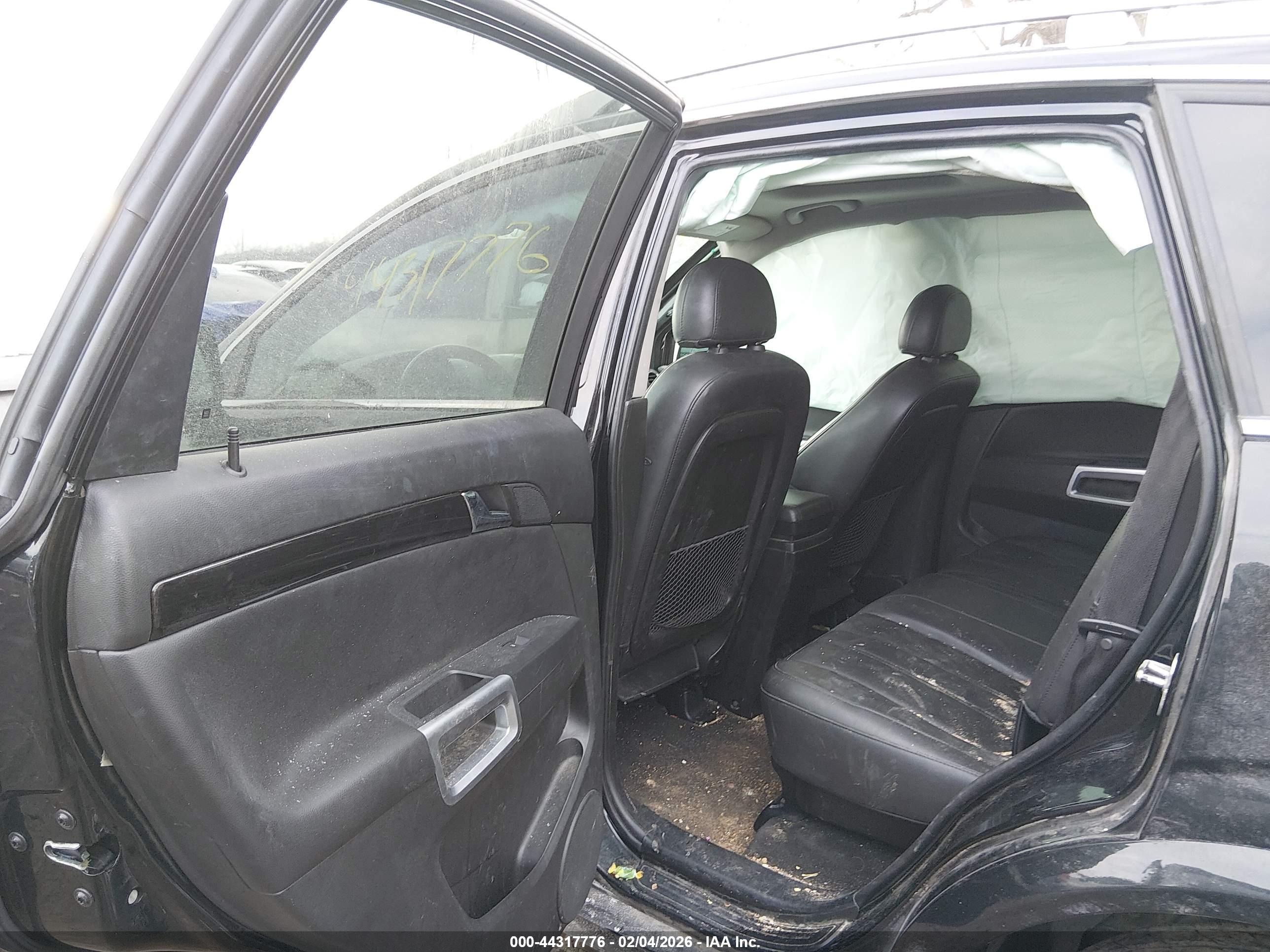 CHEVROLET CAPTIVA image 8