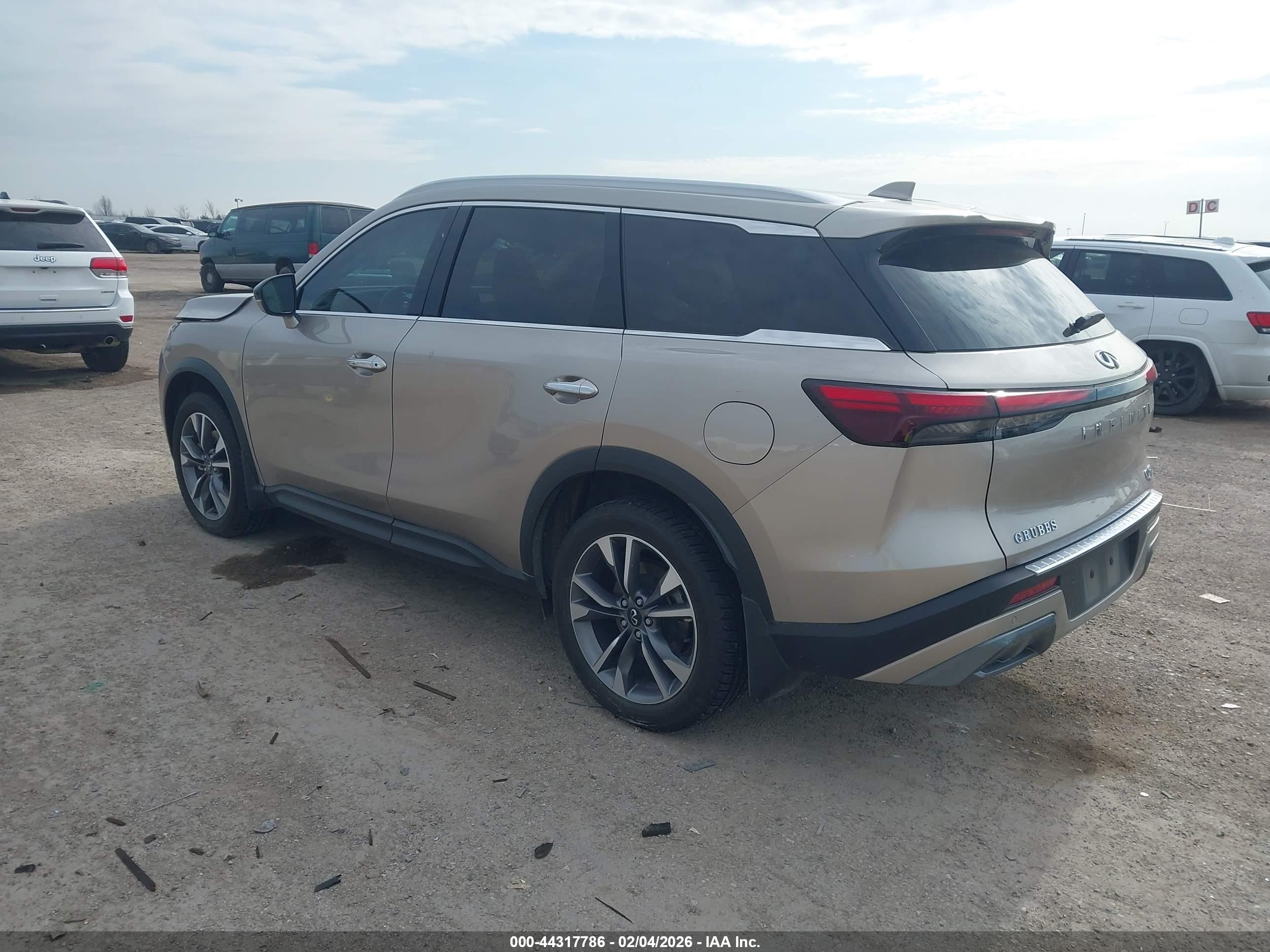 INFINITI QX60 image 3