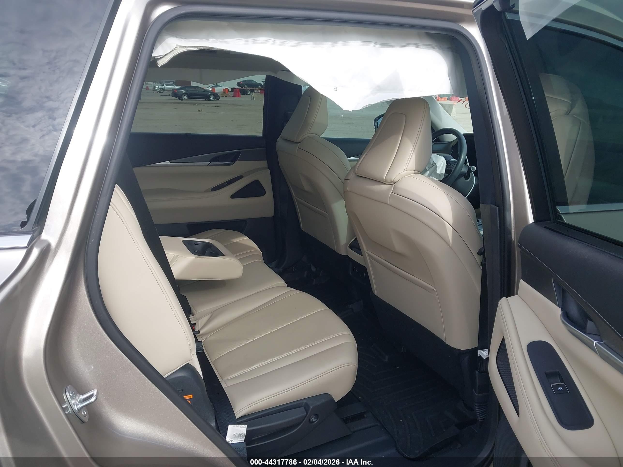 INFINITI QX60 image 8