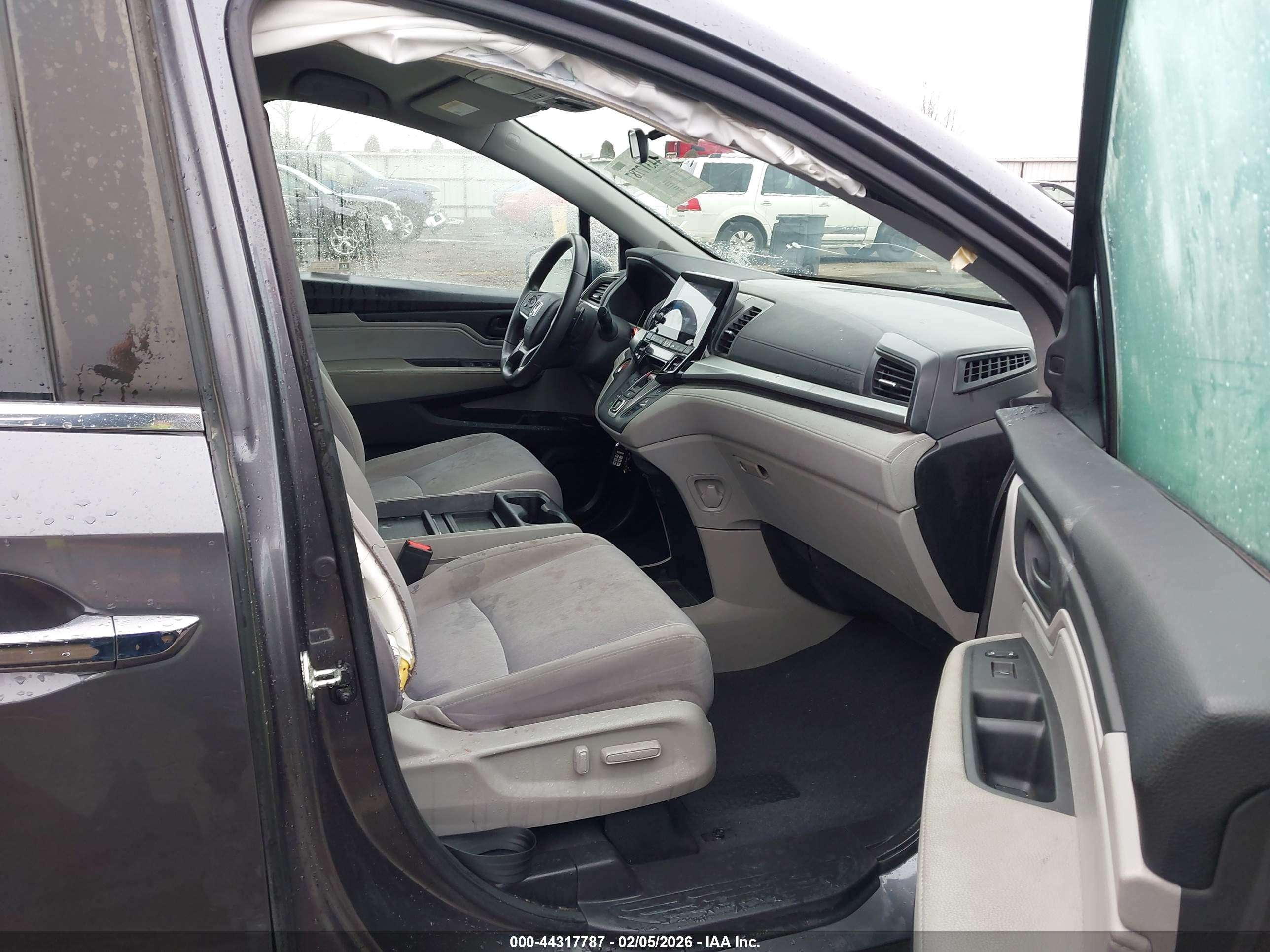 HONDA ODYSSEY image 5