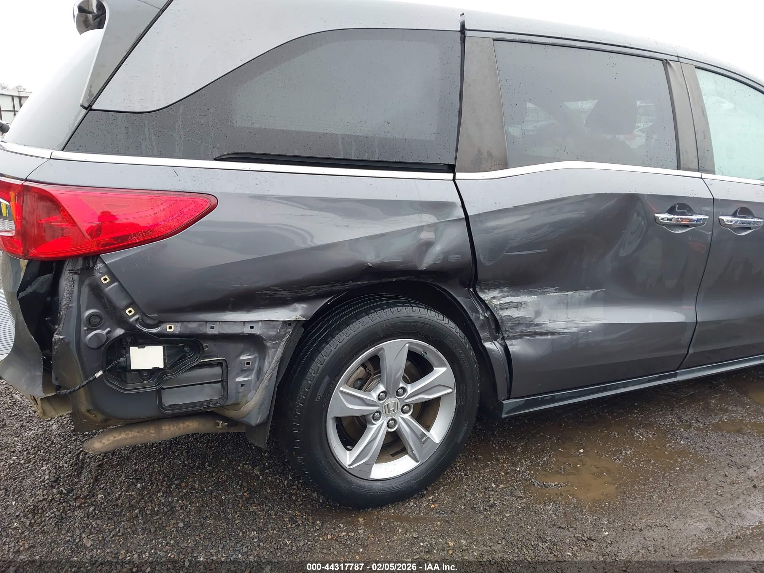 HONDA ODYSSEY image 6