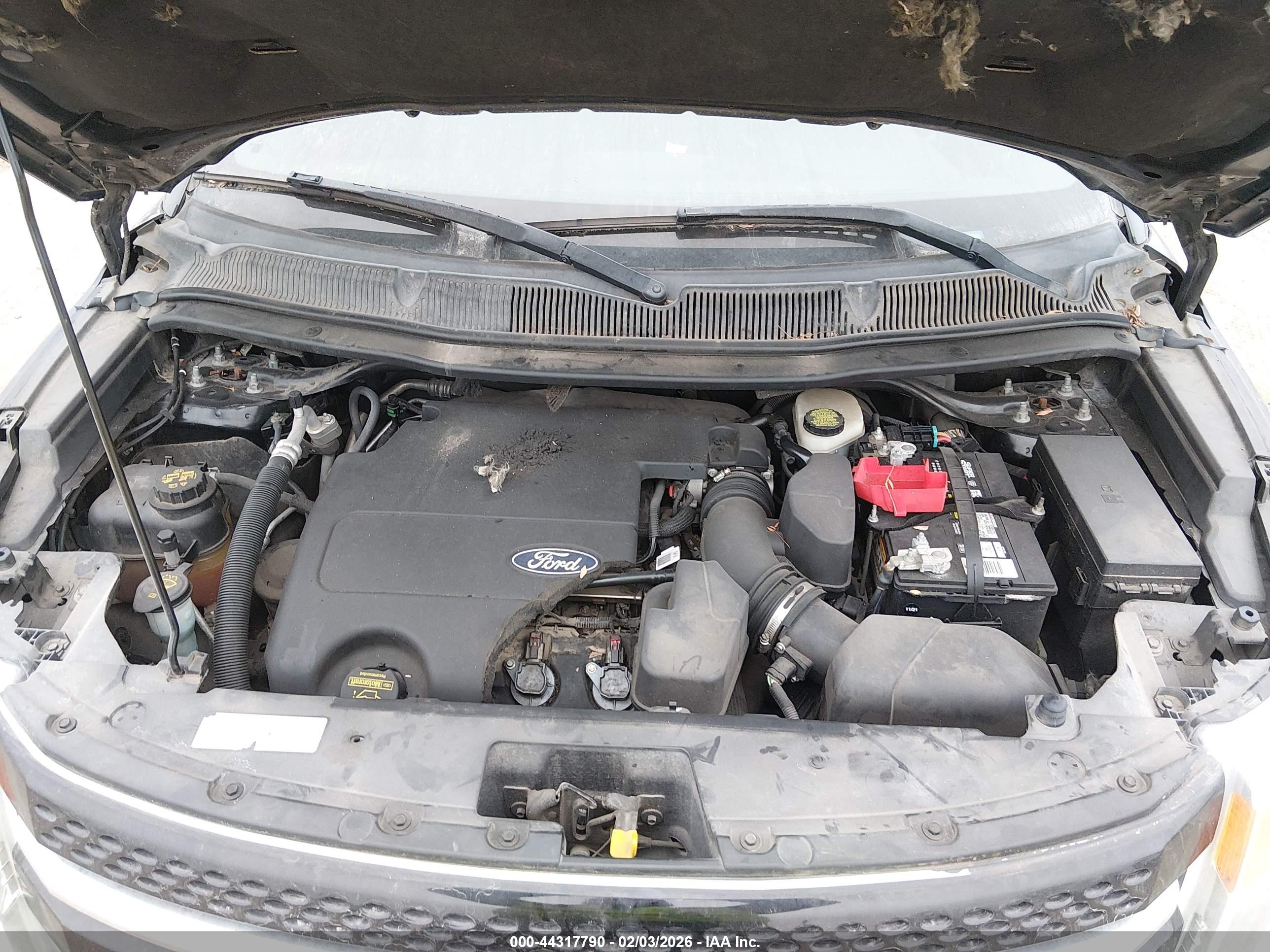 FORD EXPLORER image 10