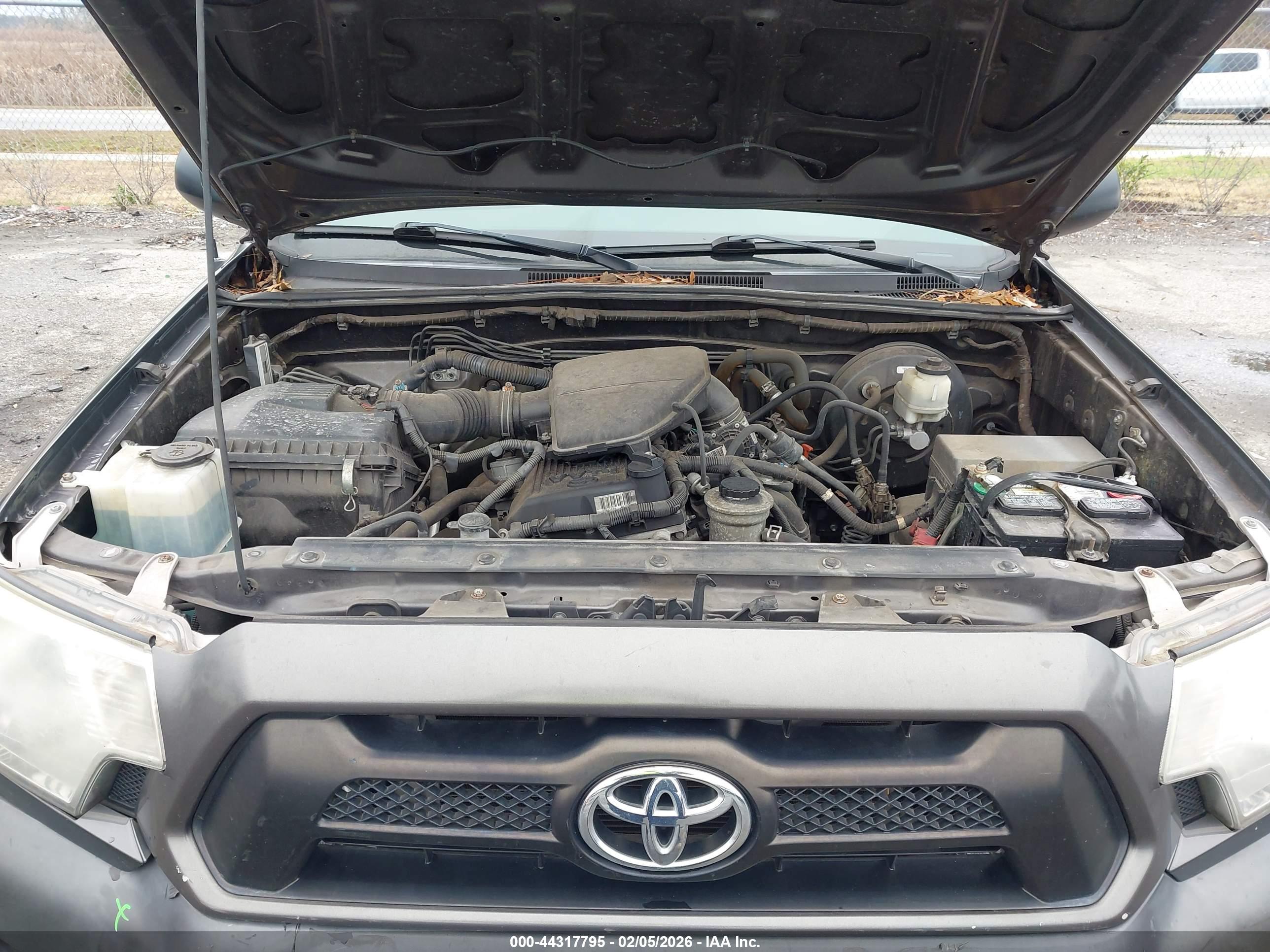 TOYOTA TACOMA image 10