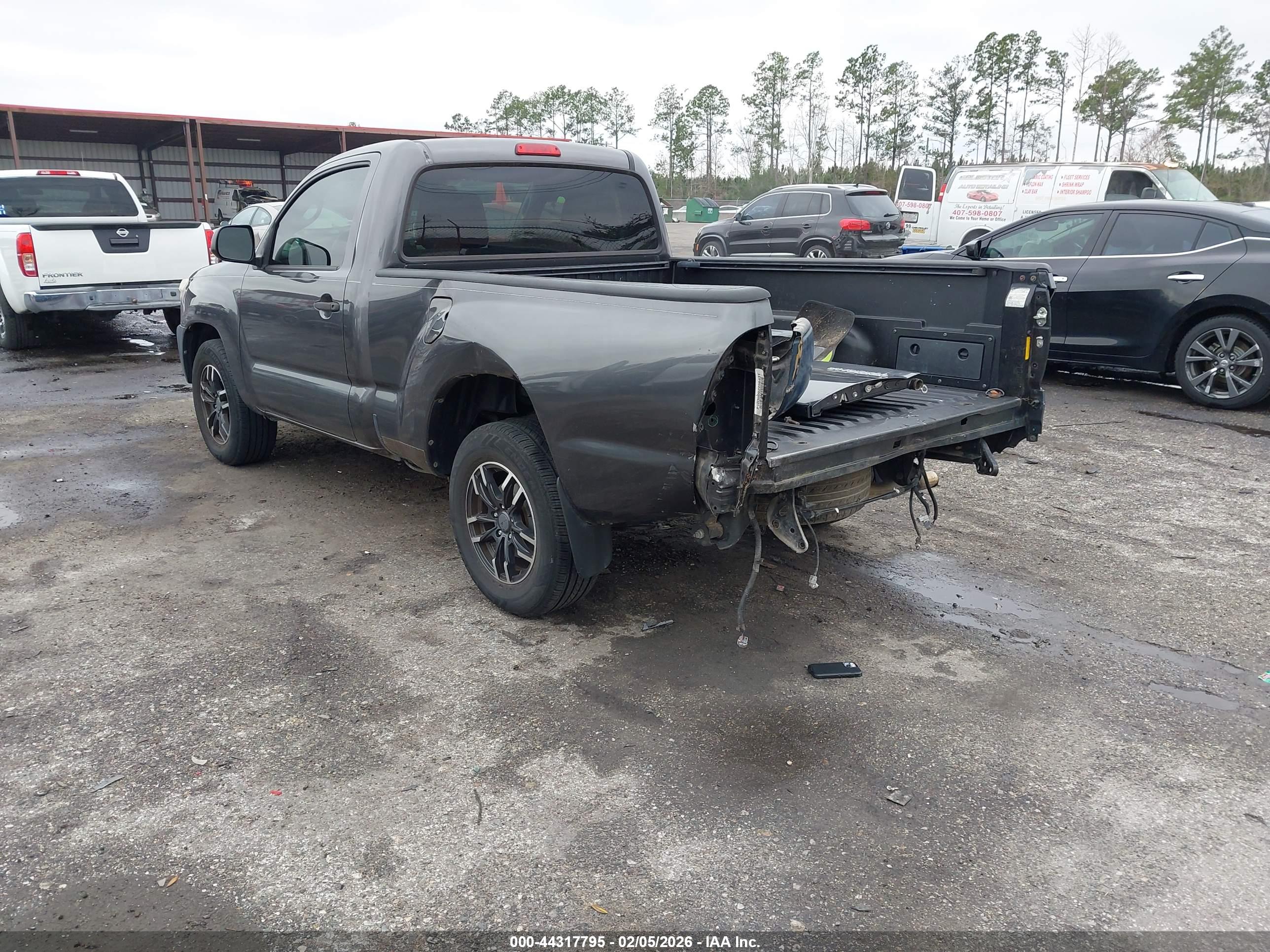 TOYOTA TACOMA image 3