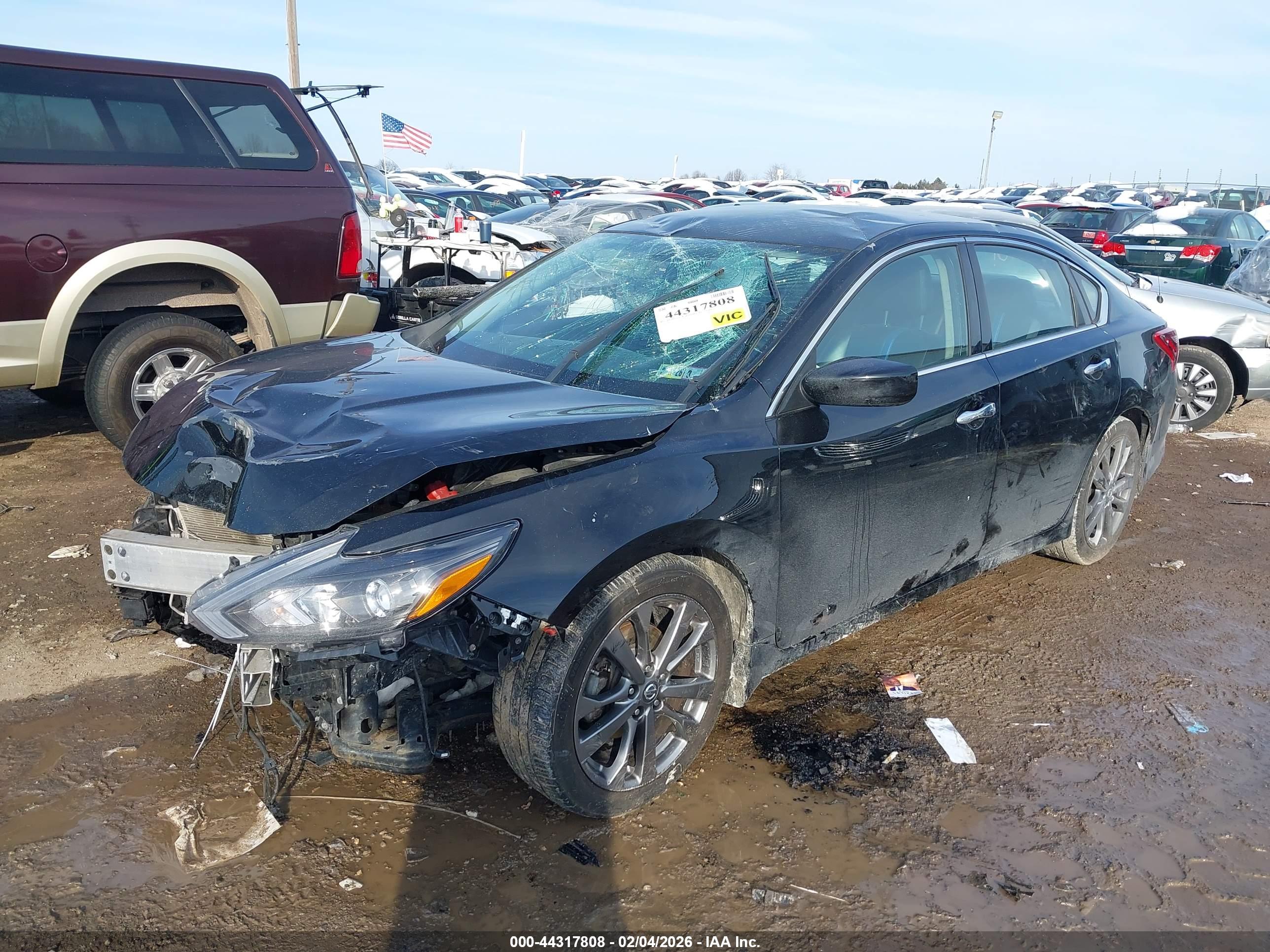NISSAN ALTIMA image 2