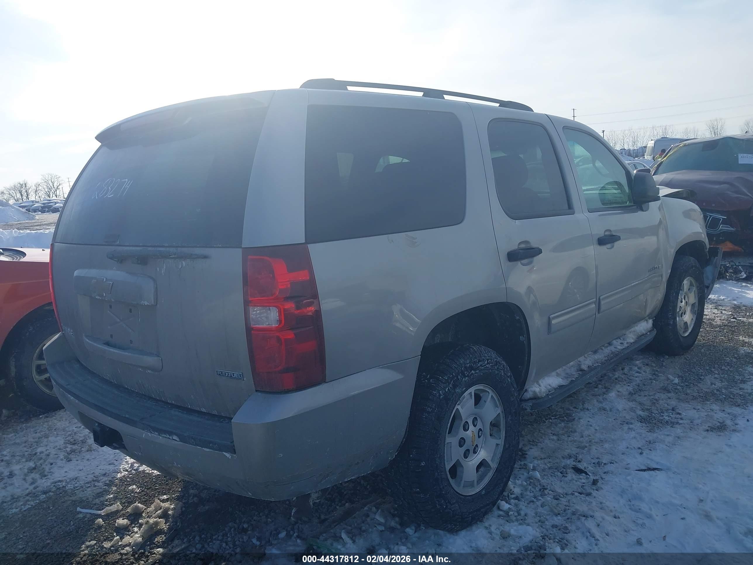 CHEVROLET TAHOE image 4