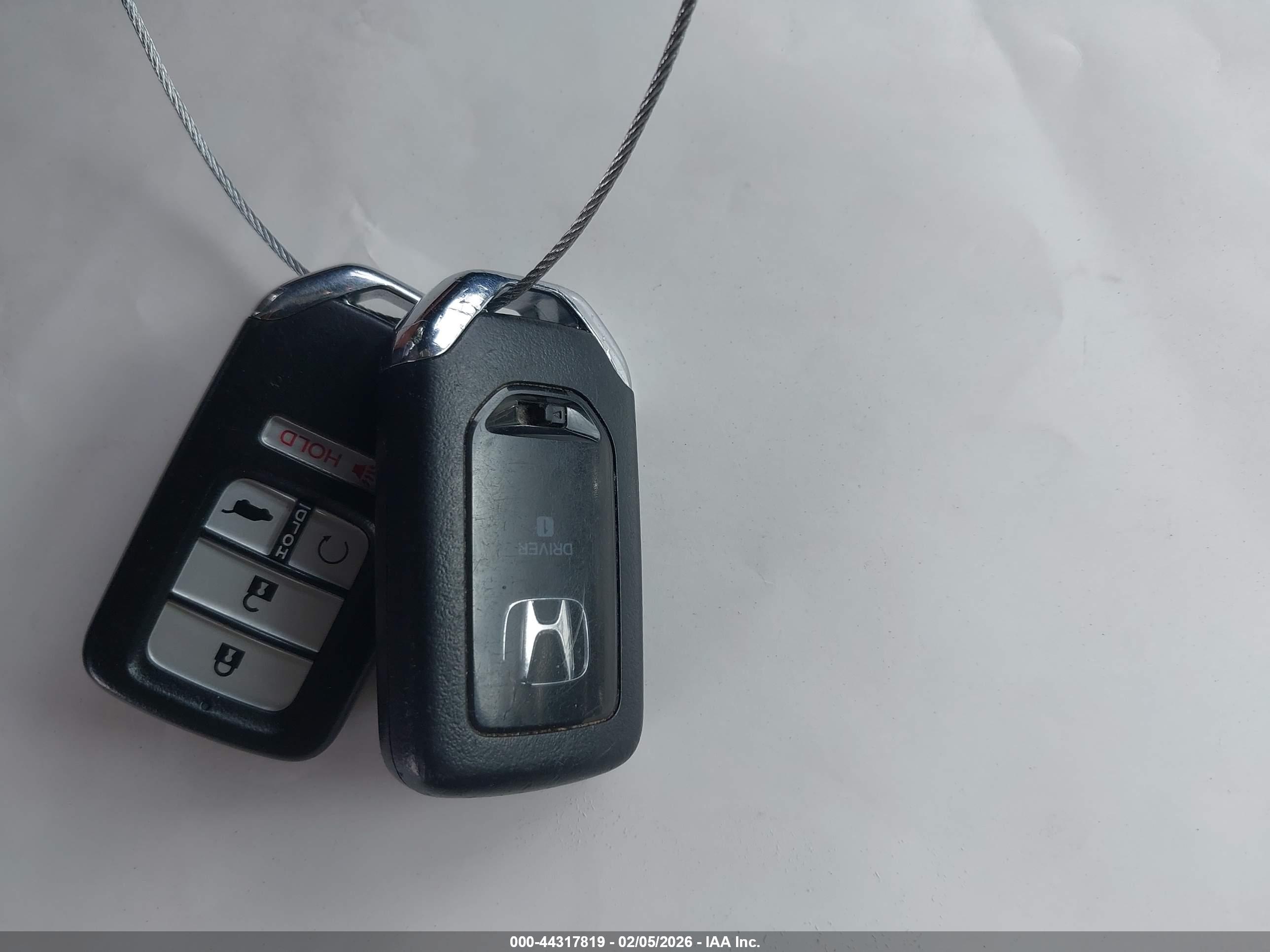 HONDA CR-V image 11