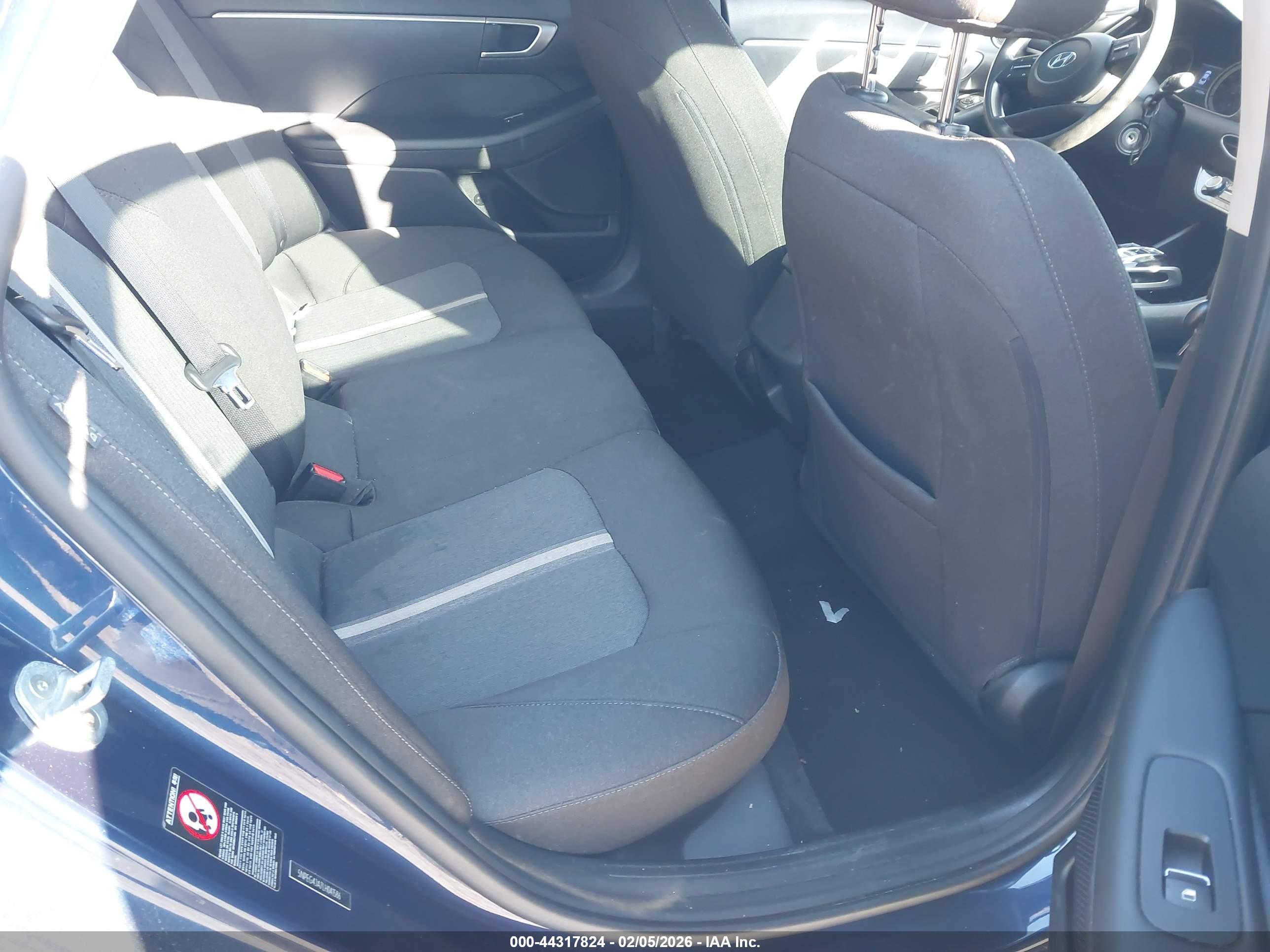 HYUNDAI SONATA image 8