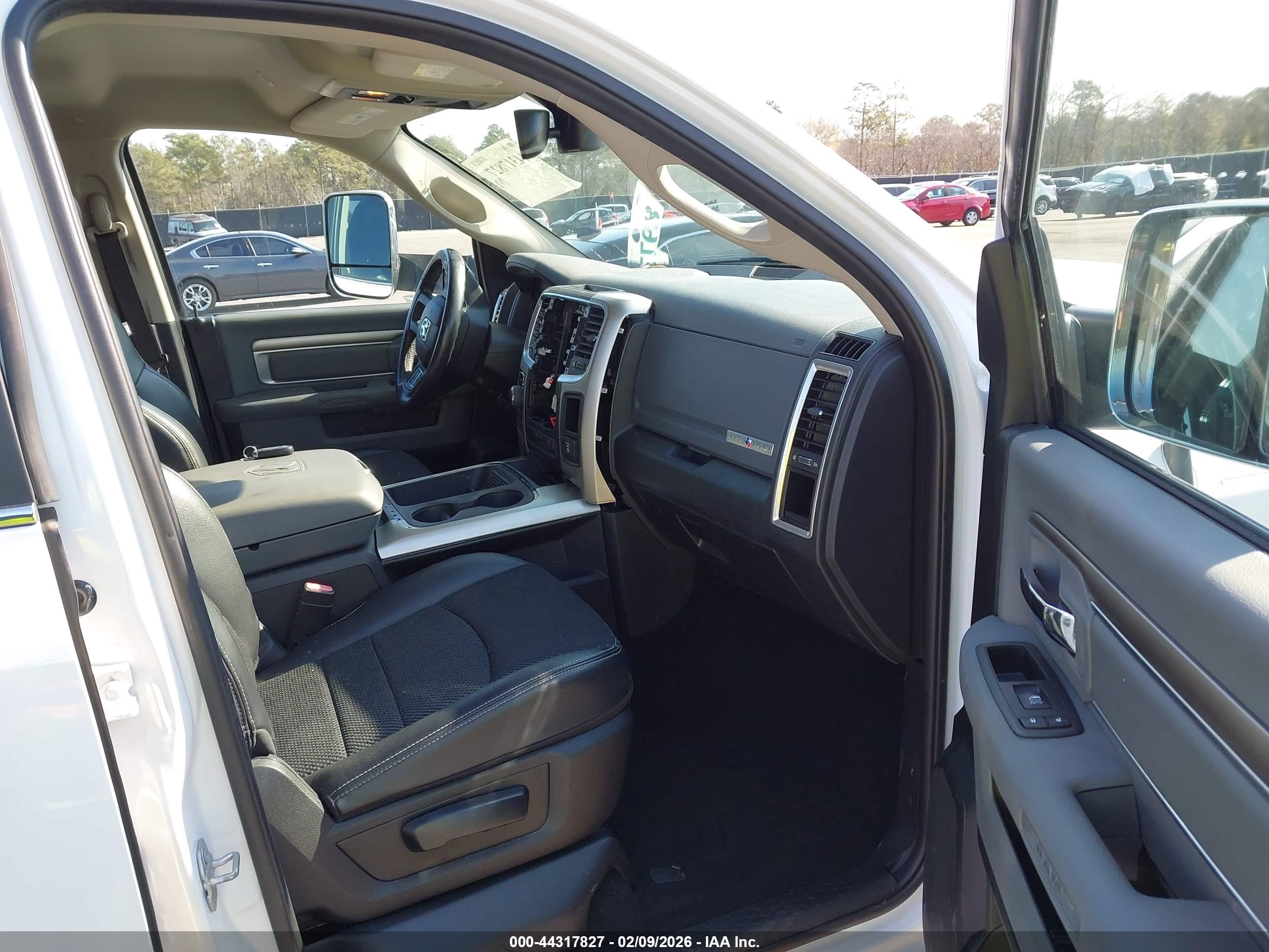 RAM 1500 image 5