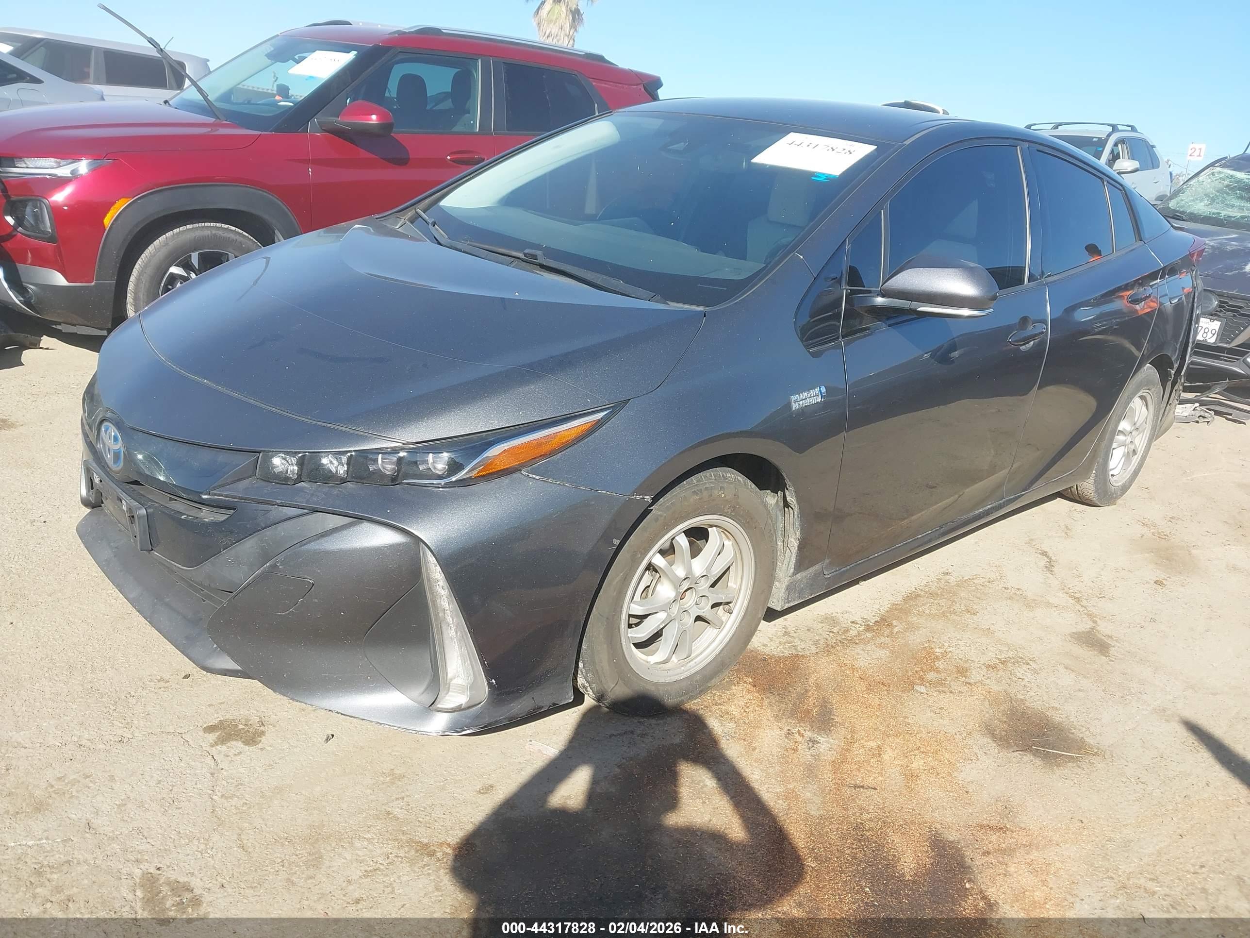 TOYOTA PRIUS image 2