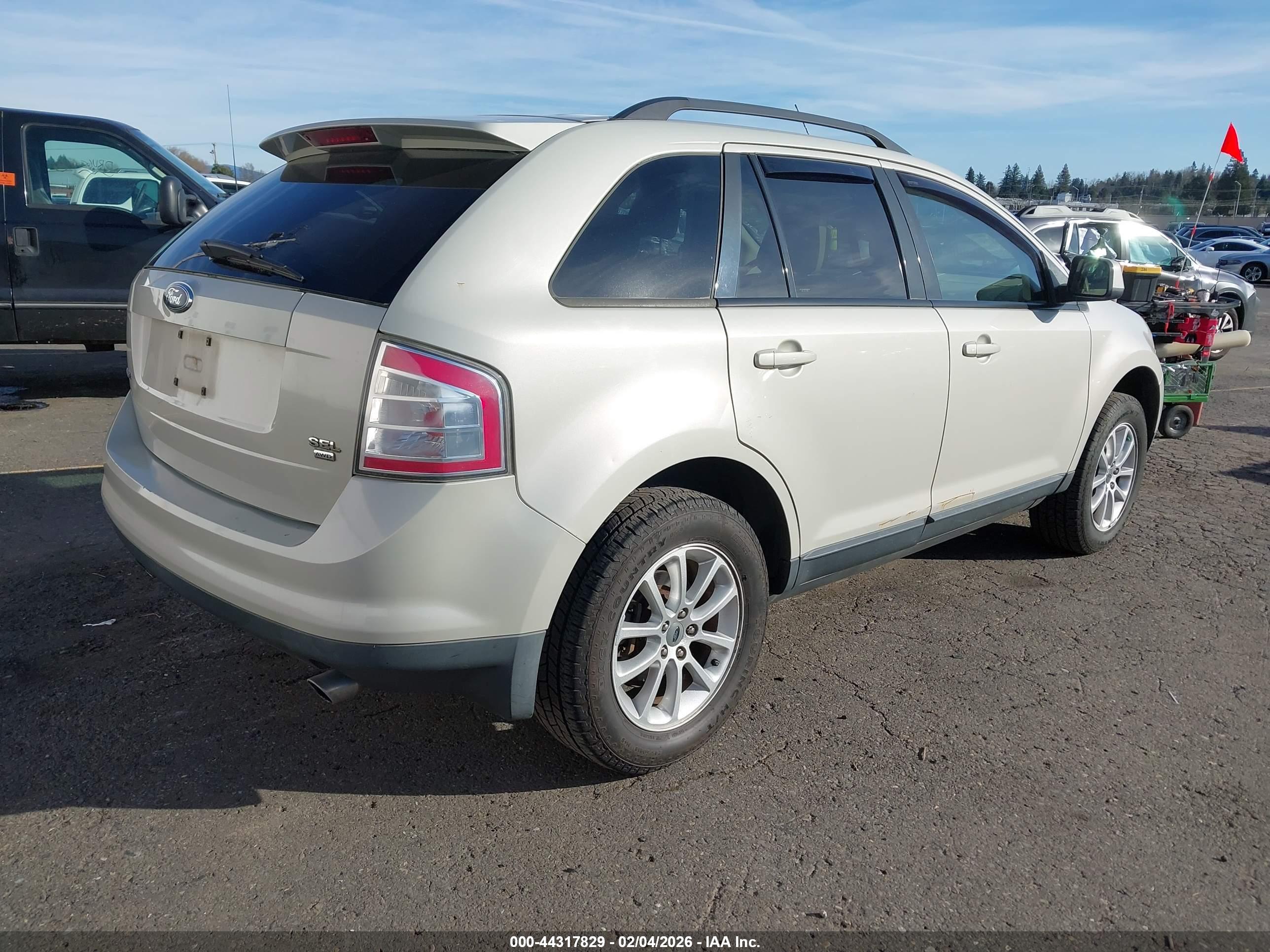 FORD EDGE image 4