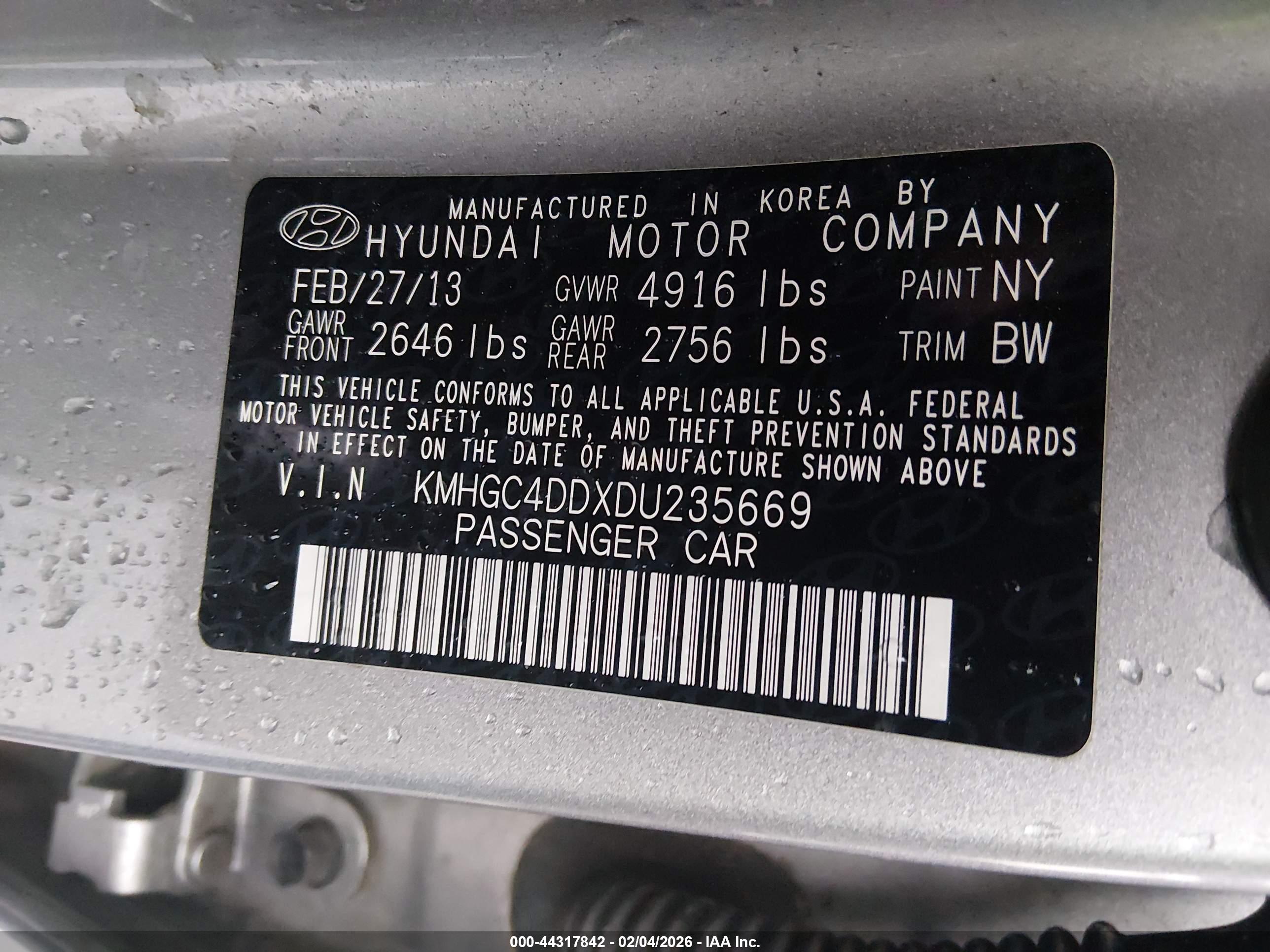 HYUNDAI GENESIS image 9