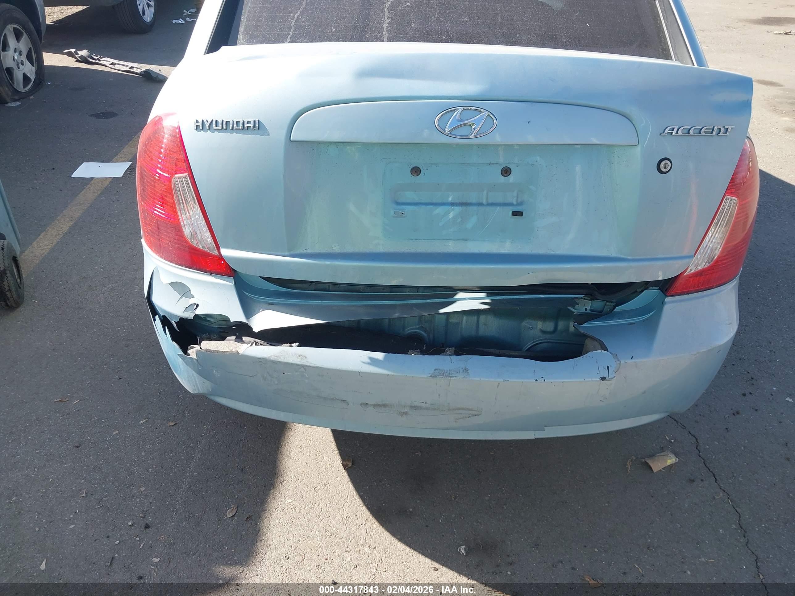 HYUNDAI ACCENT image 6