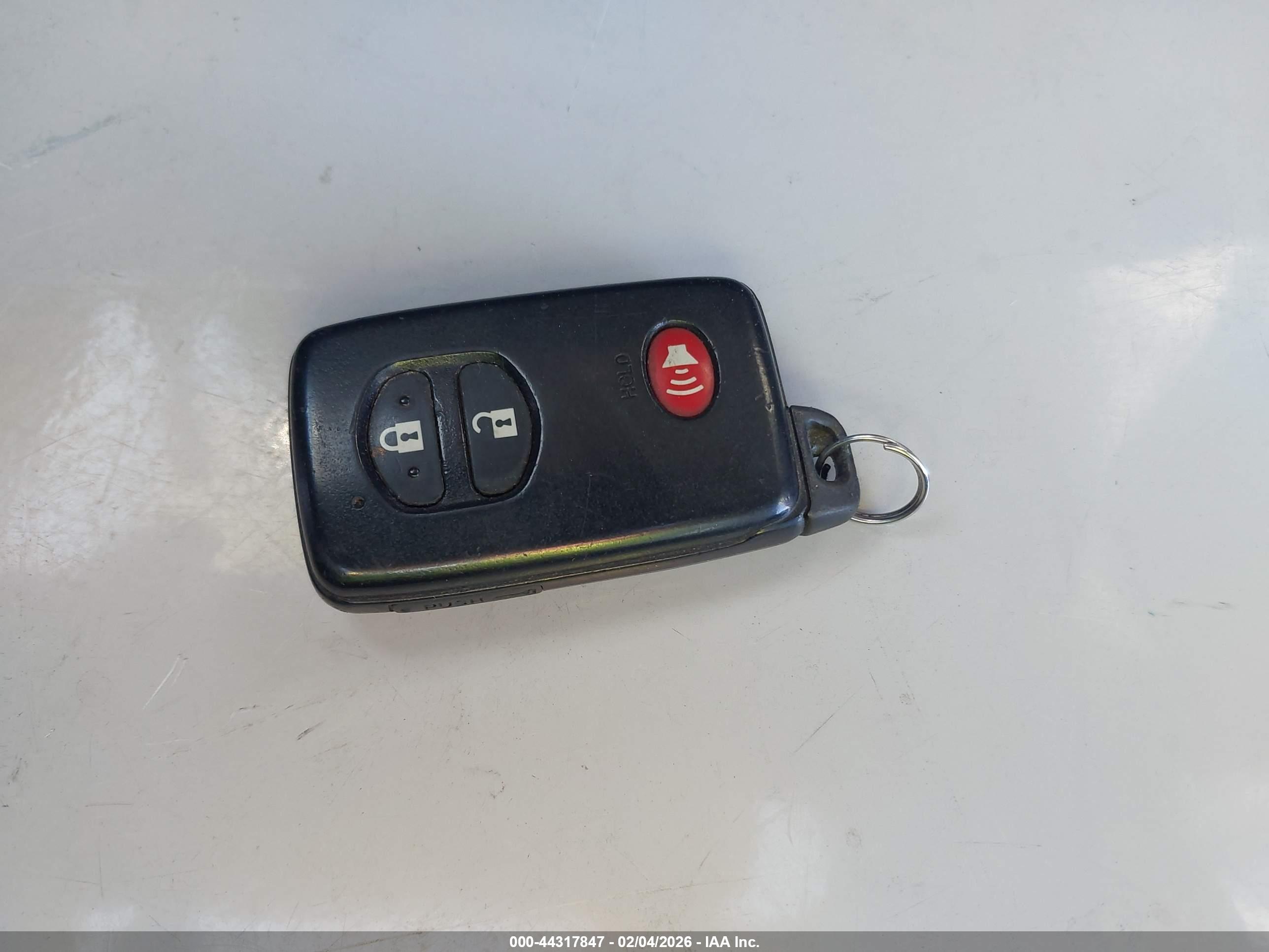 TOYOTA PRIUS image 11