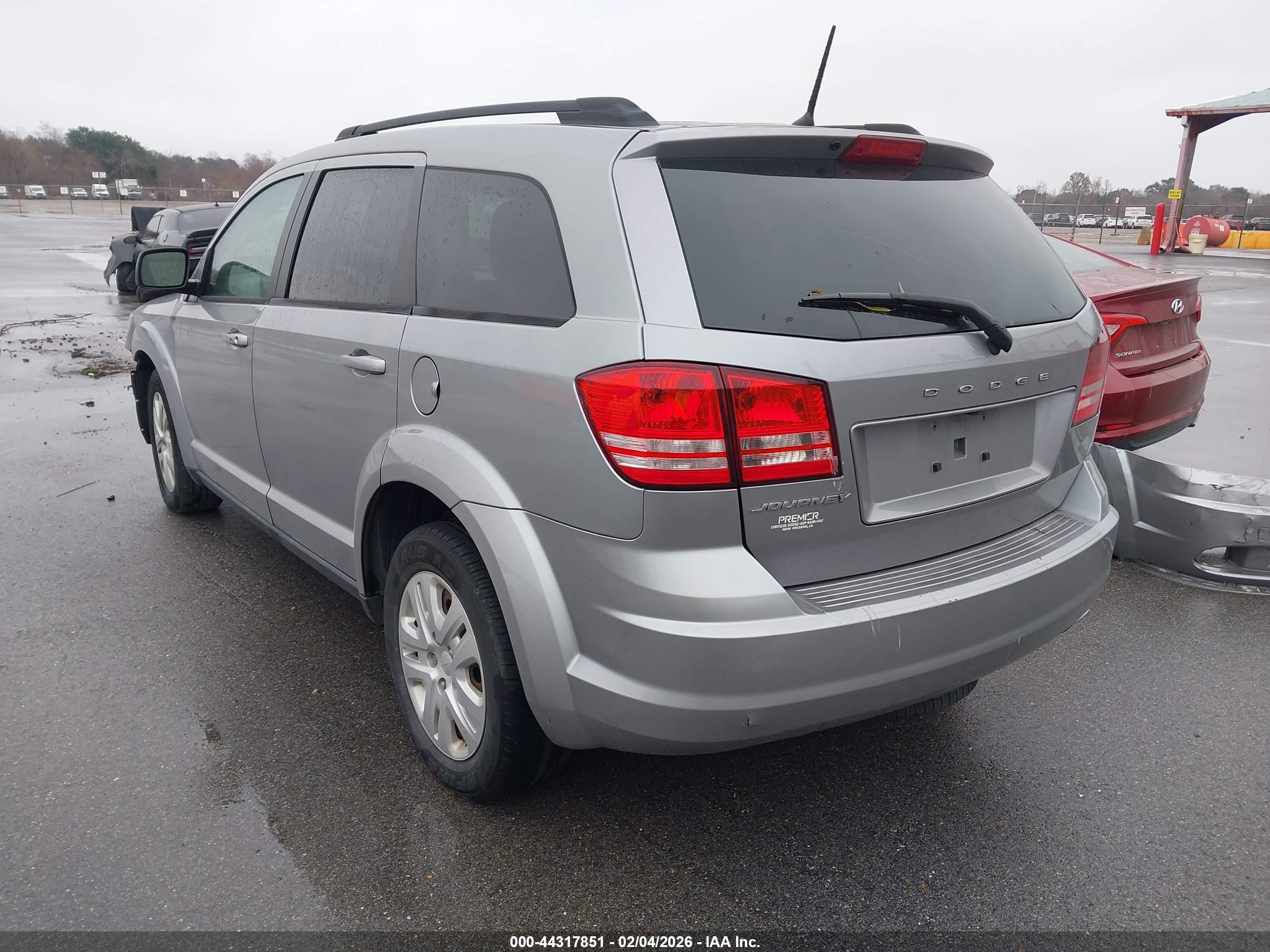 DODGE JOURNEY image 3