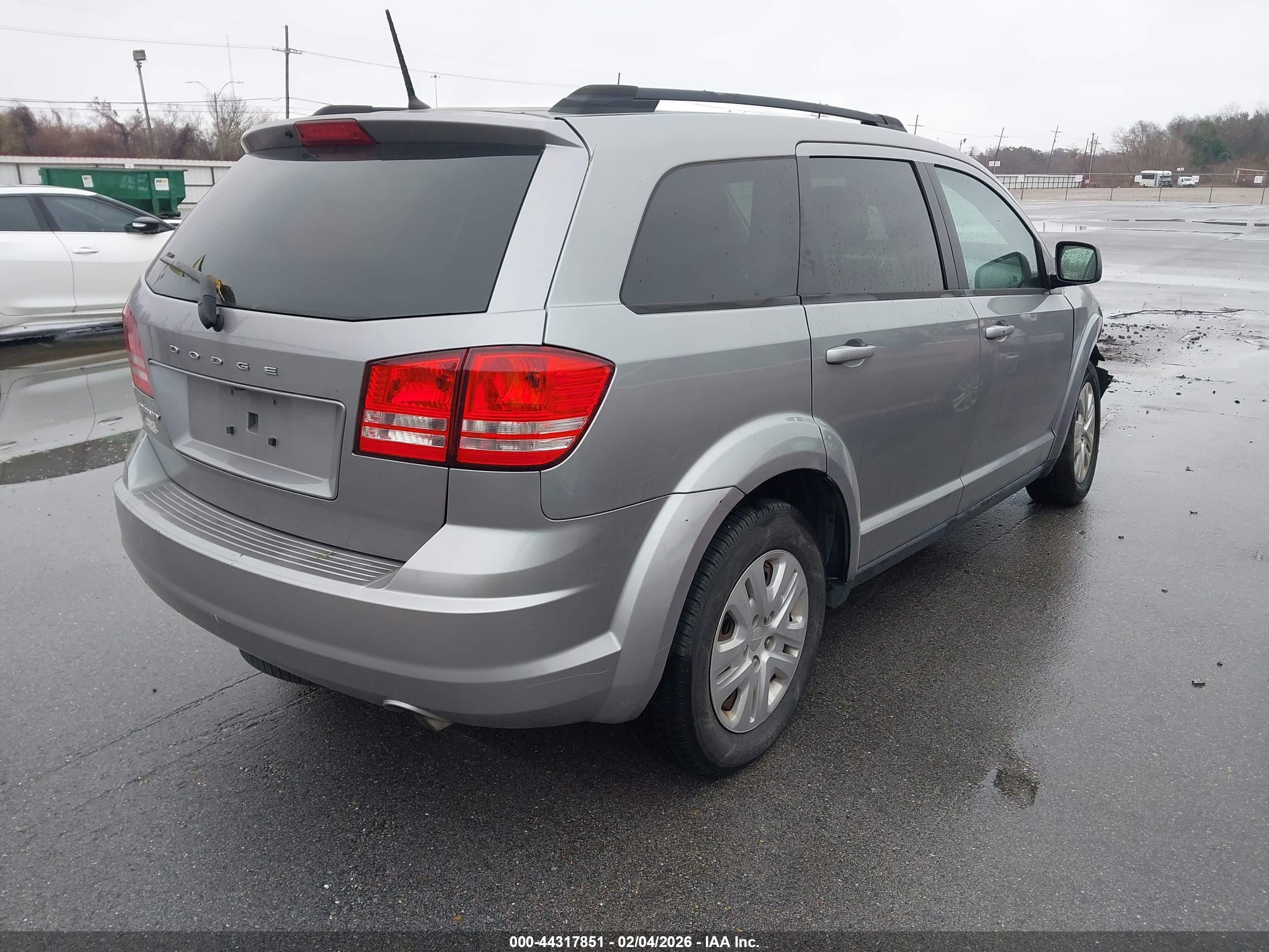 DODGE JOURNEY image 4
