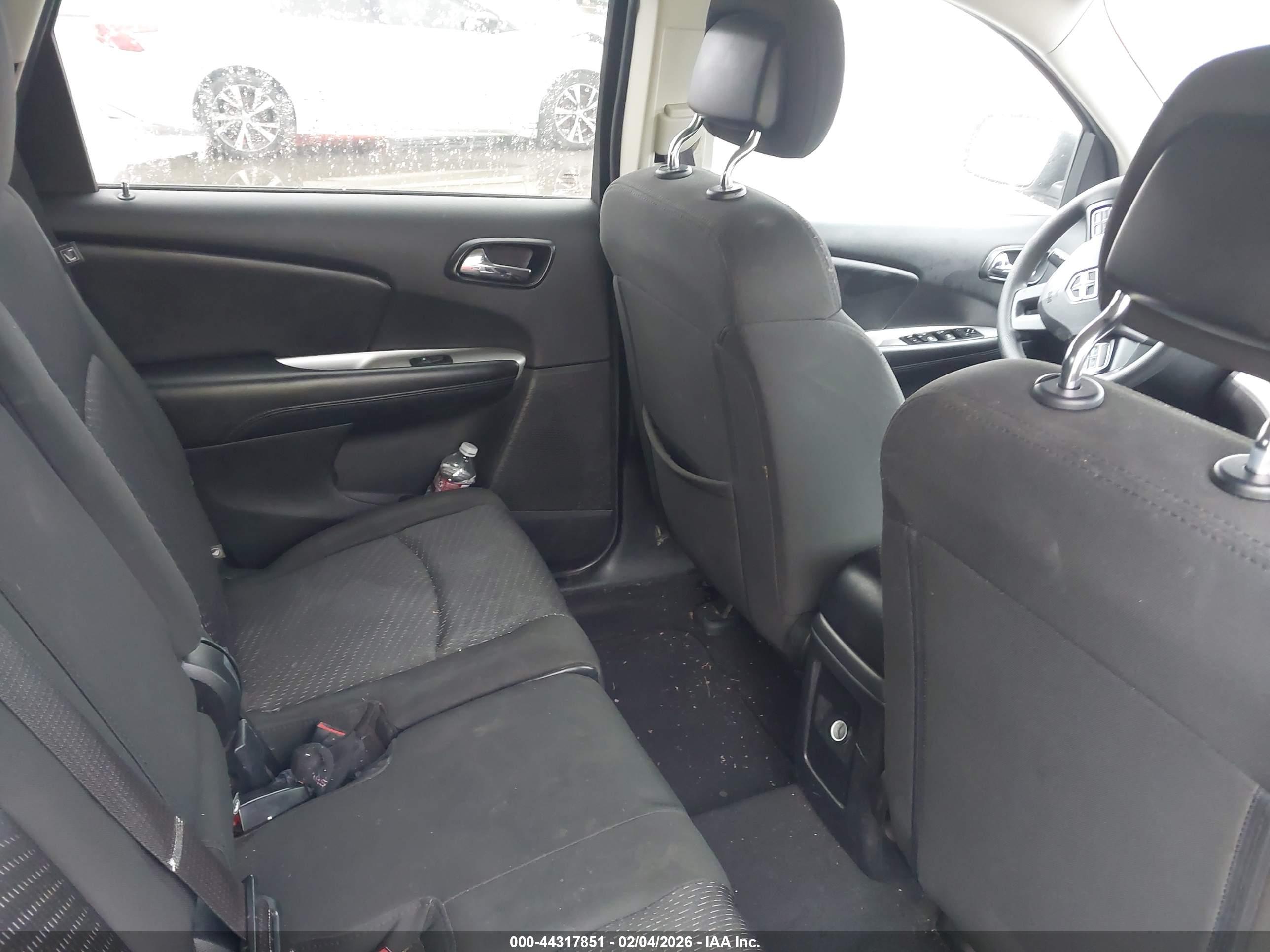 DODGE JOURNEY image 8