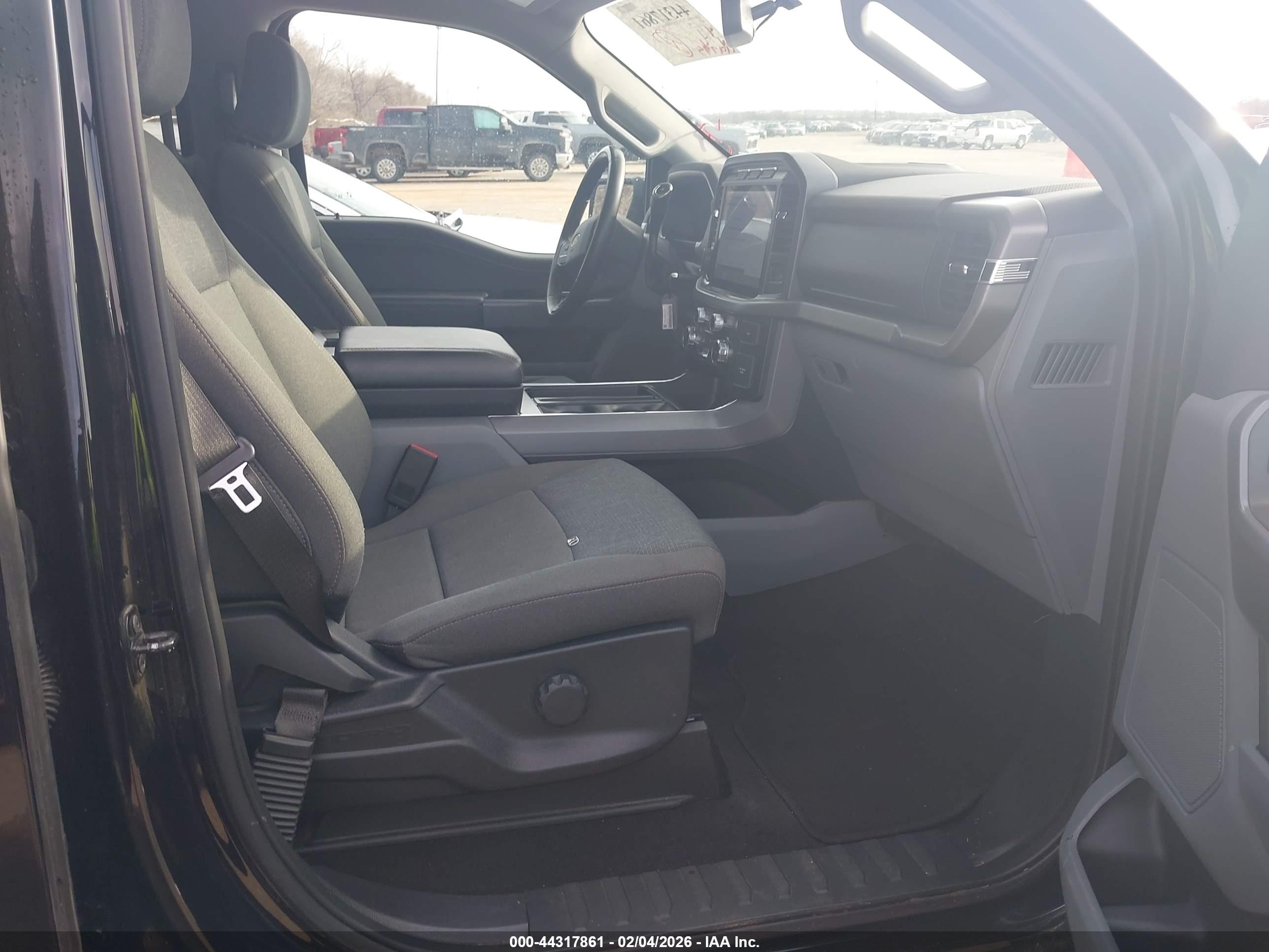 FORD F-150 image 5