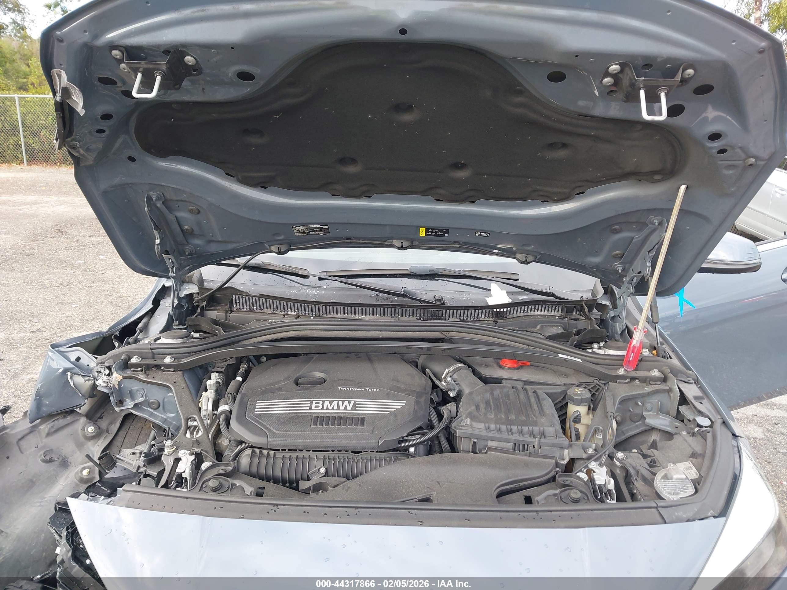 BMW 228 image 10