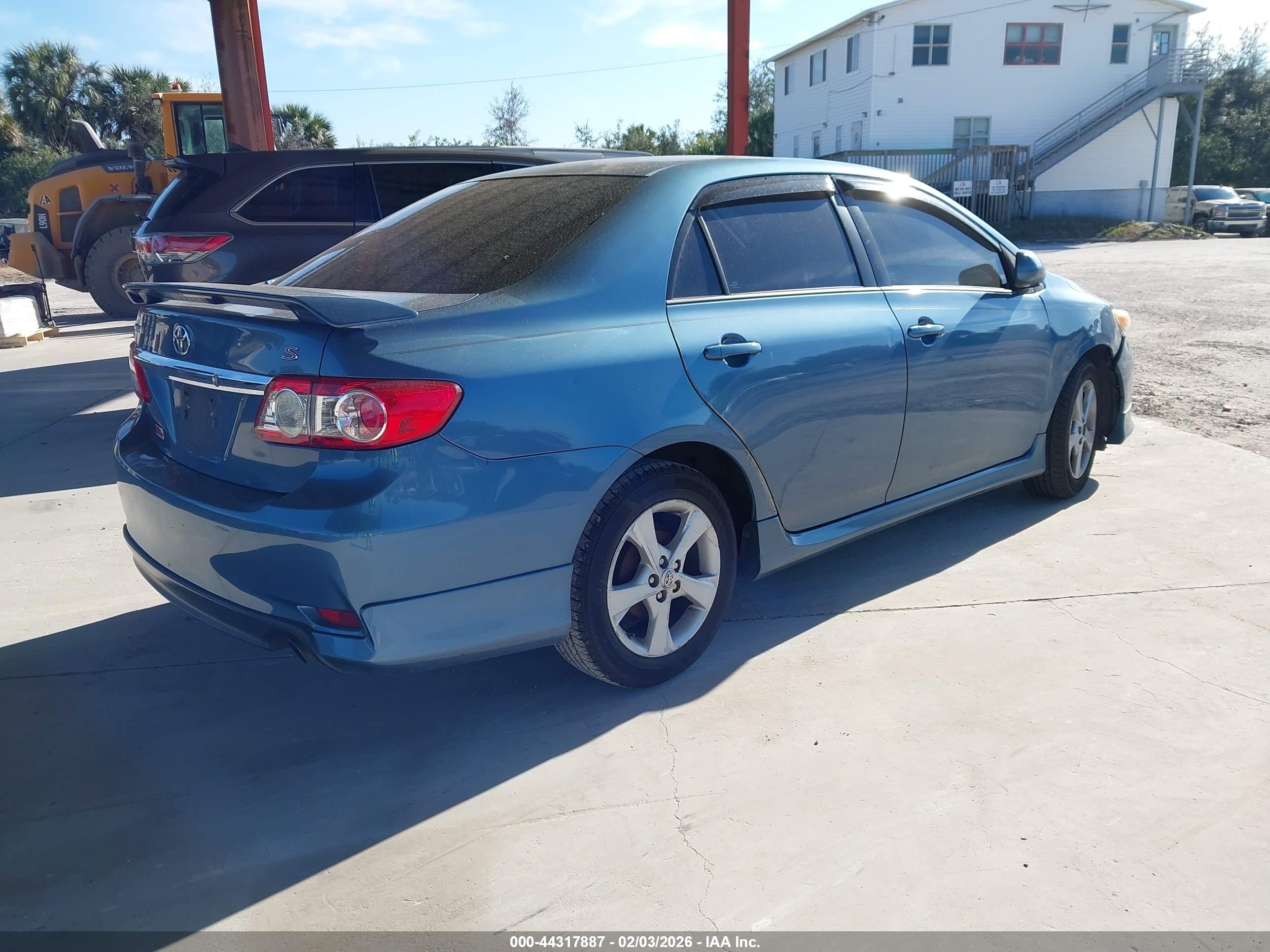 TOYOTA COROLLA image 4