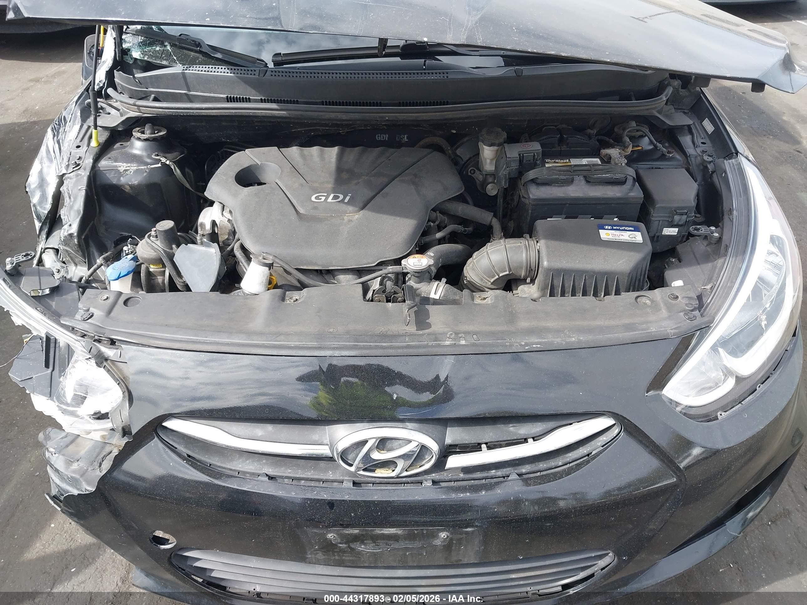 HYUNDAI ACCENT image 10